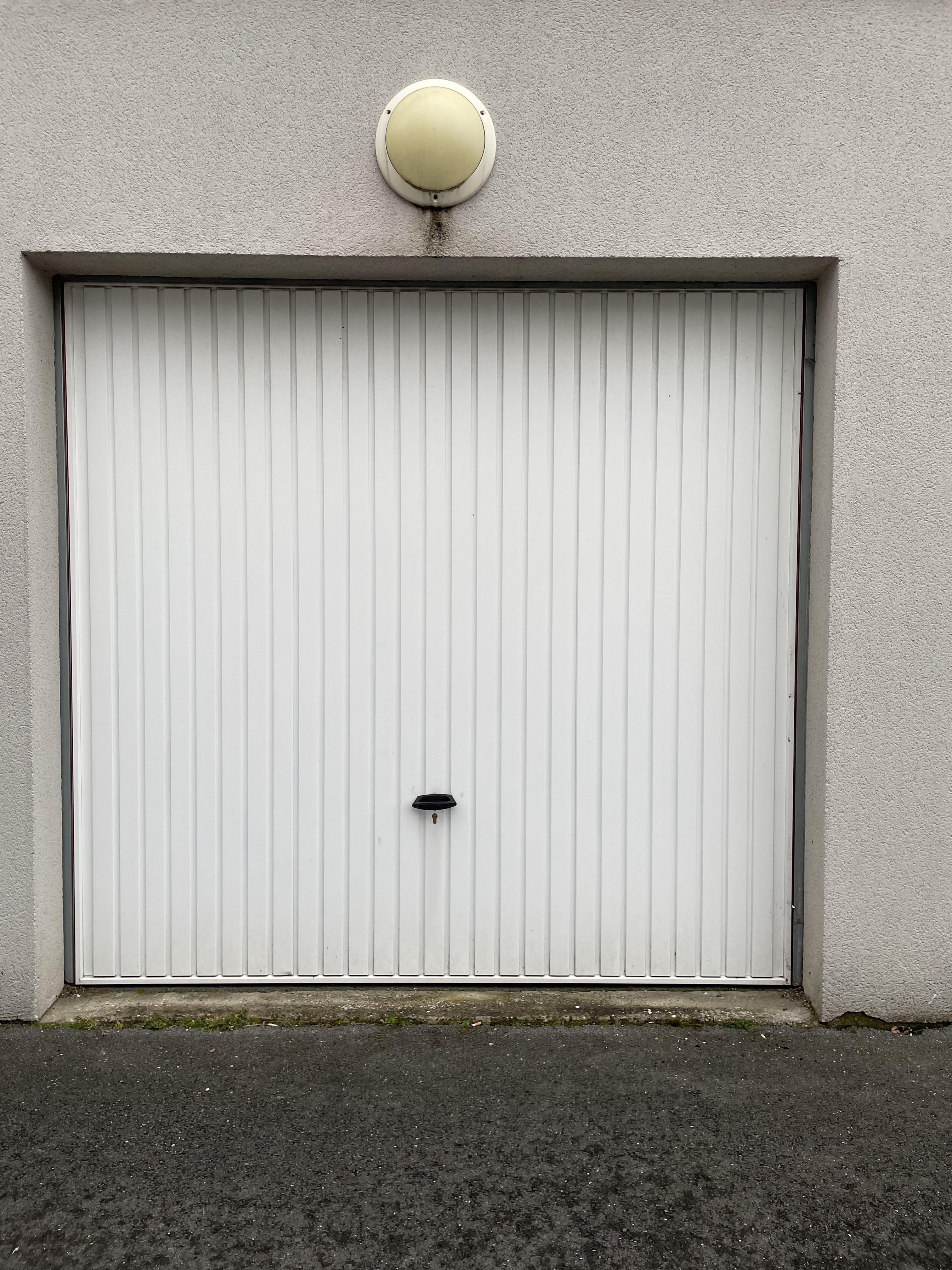Box / Parking / Grandvilliers / 16m²