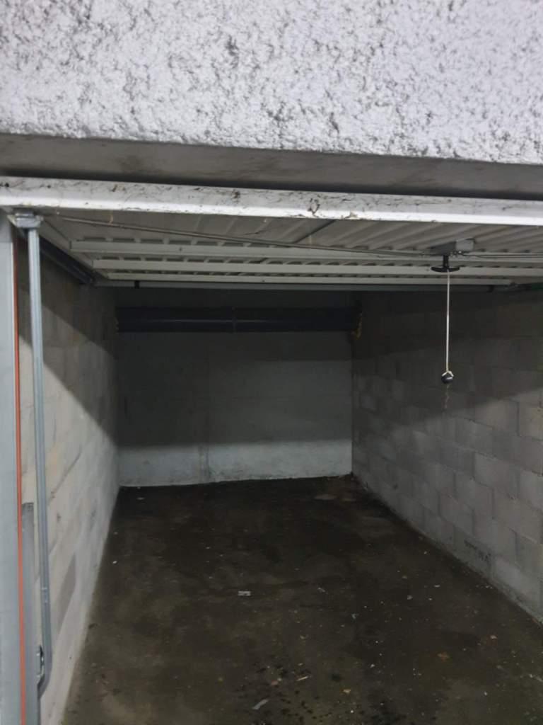 Box / parking / Besançon