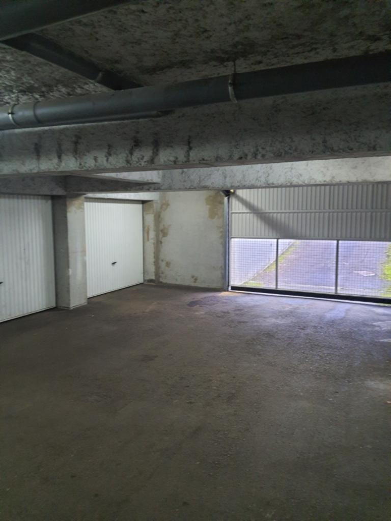 Box / parking / Besançon