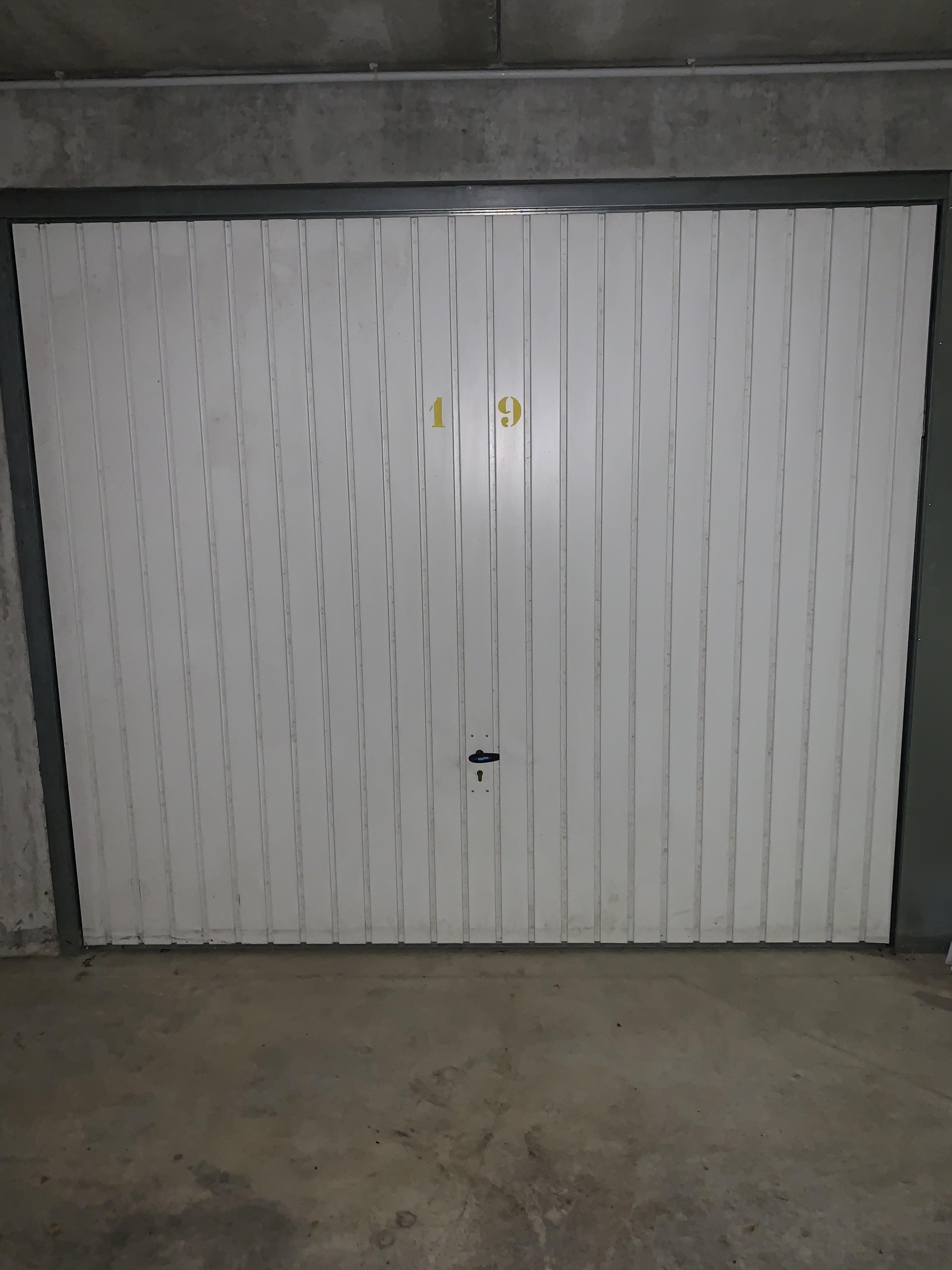 À louer Garage fermé - Orléans