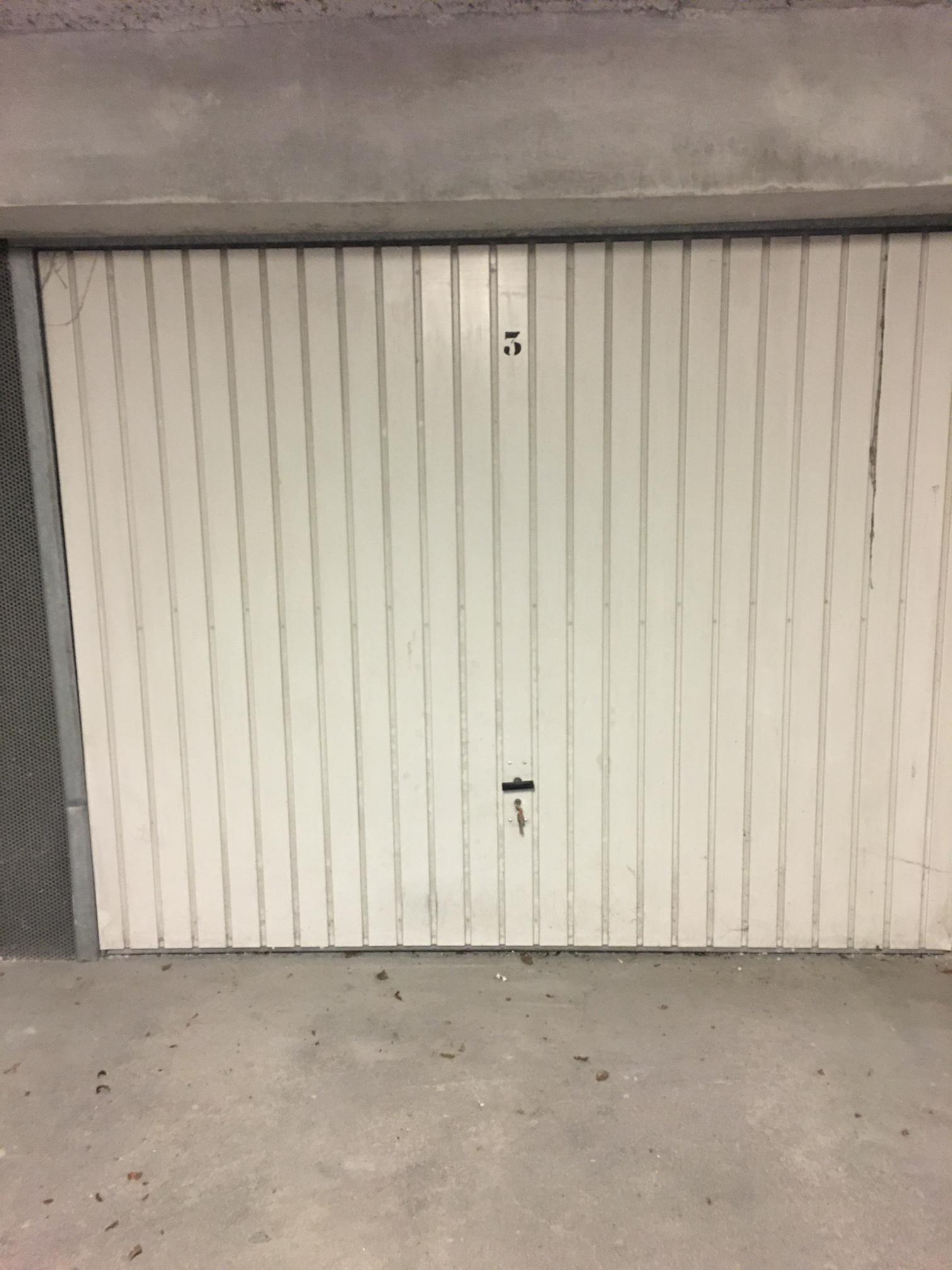 Garage fermé - Parking - Nantes