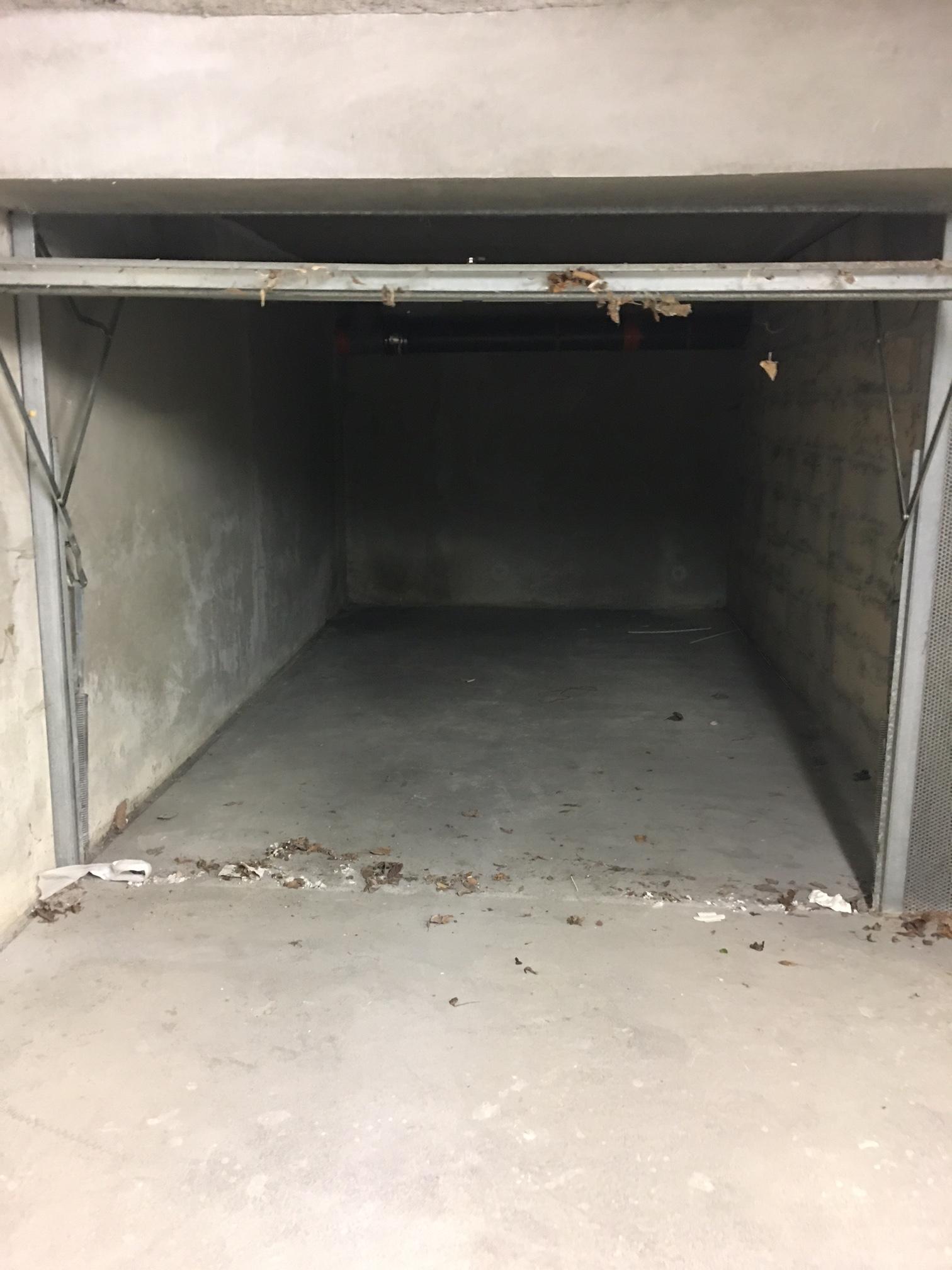 Garage fermé - Nantes