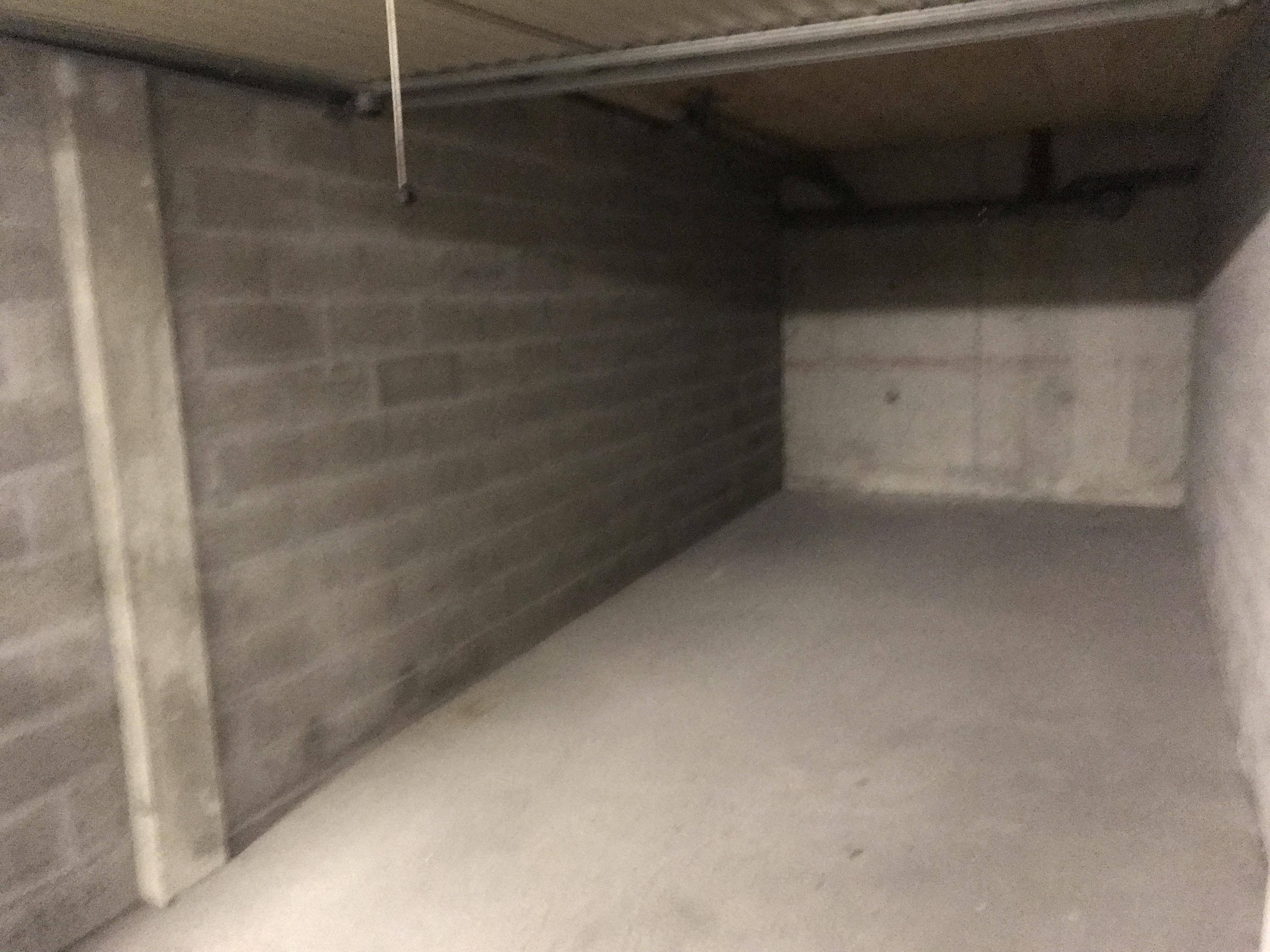 Garage fermé / Stationnement / La ravoire