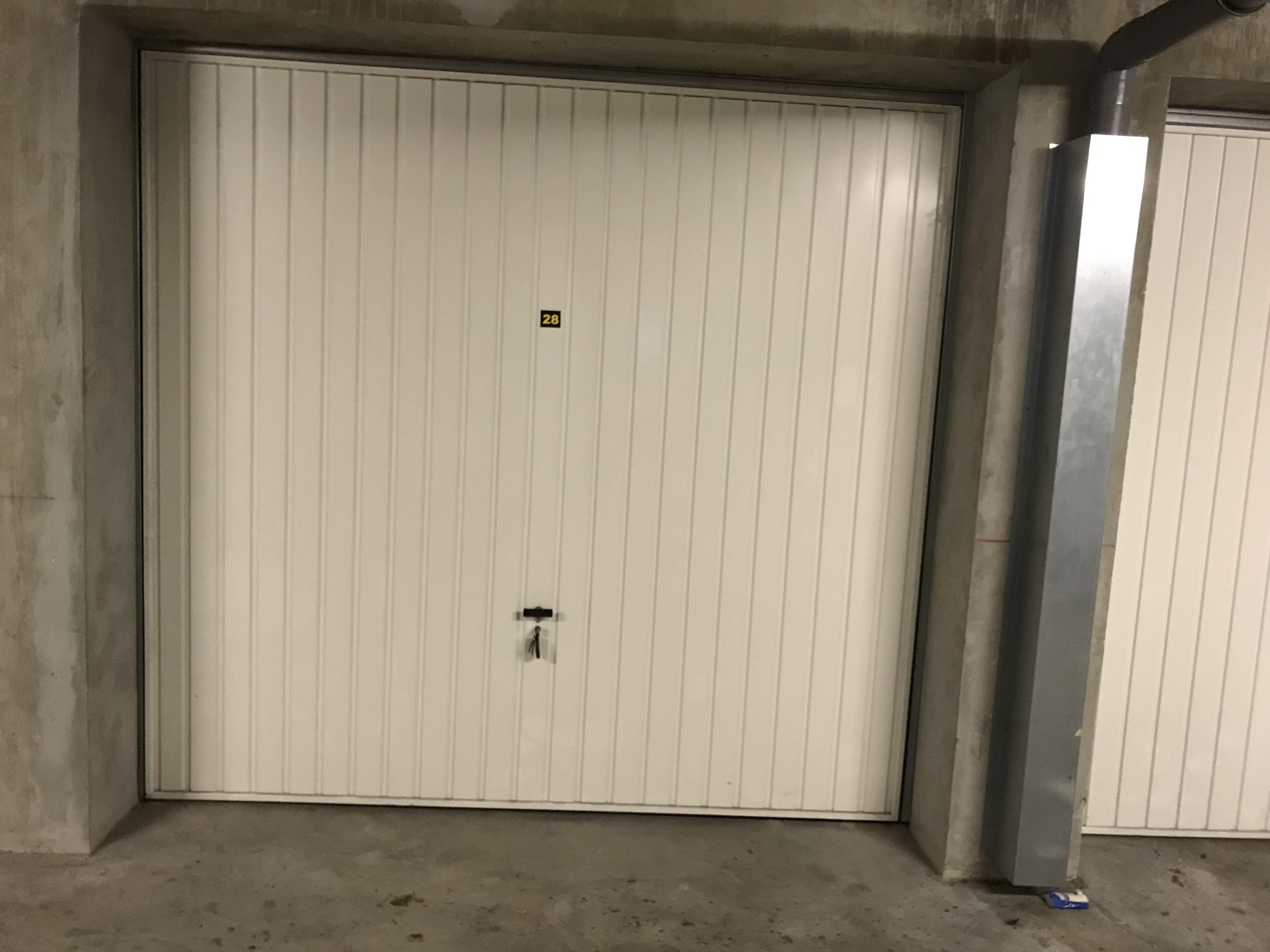Garage fermé / Parking / Chambery