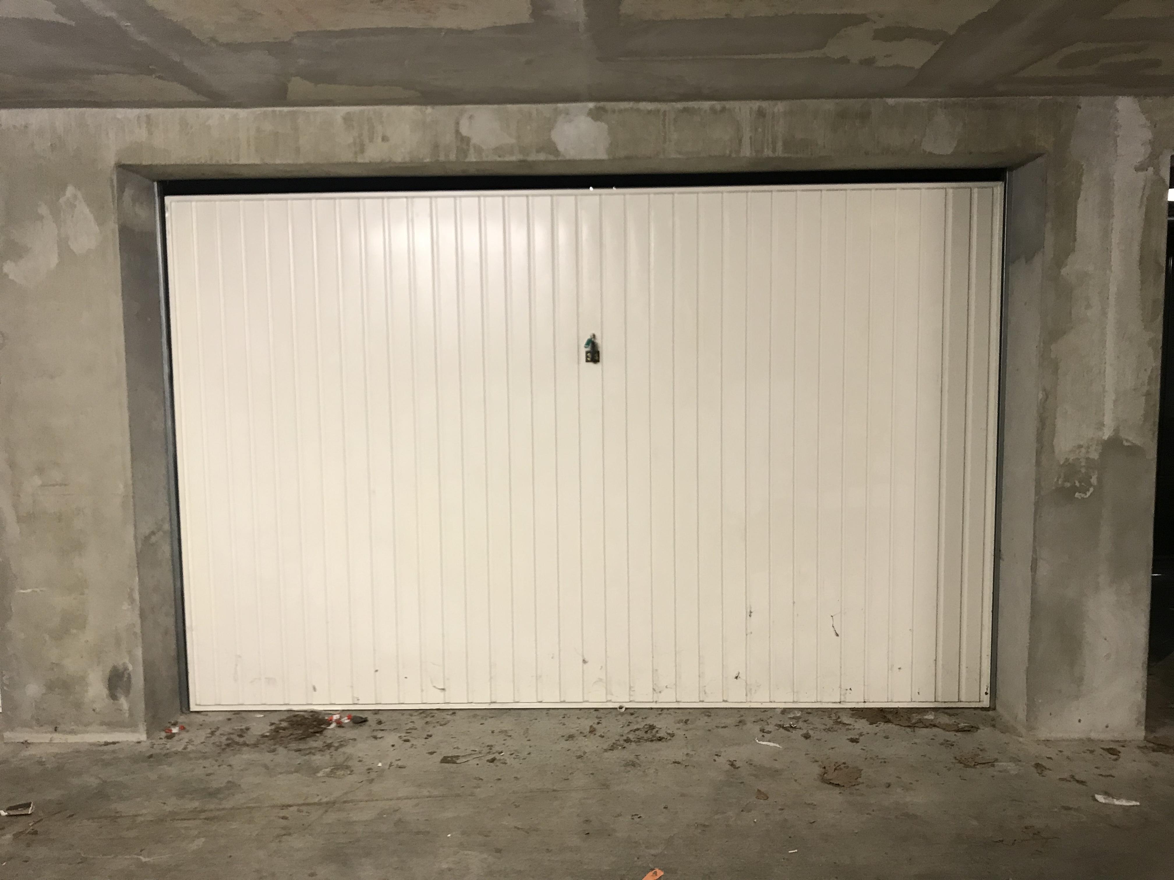 Garage fermé / Chambery / 13m²