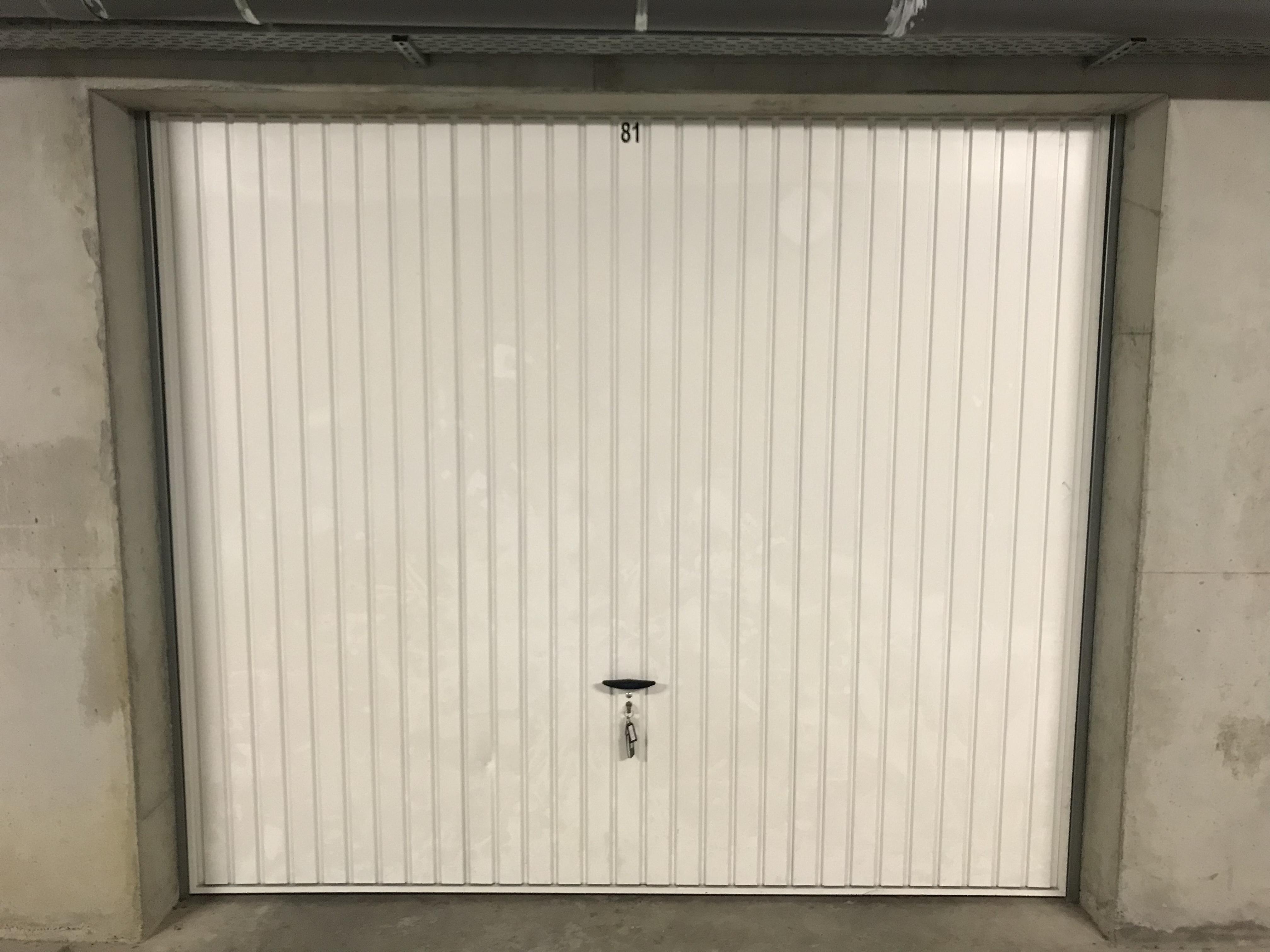 À louer Garage fermé - Ravoire