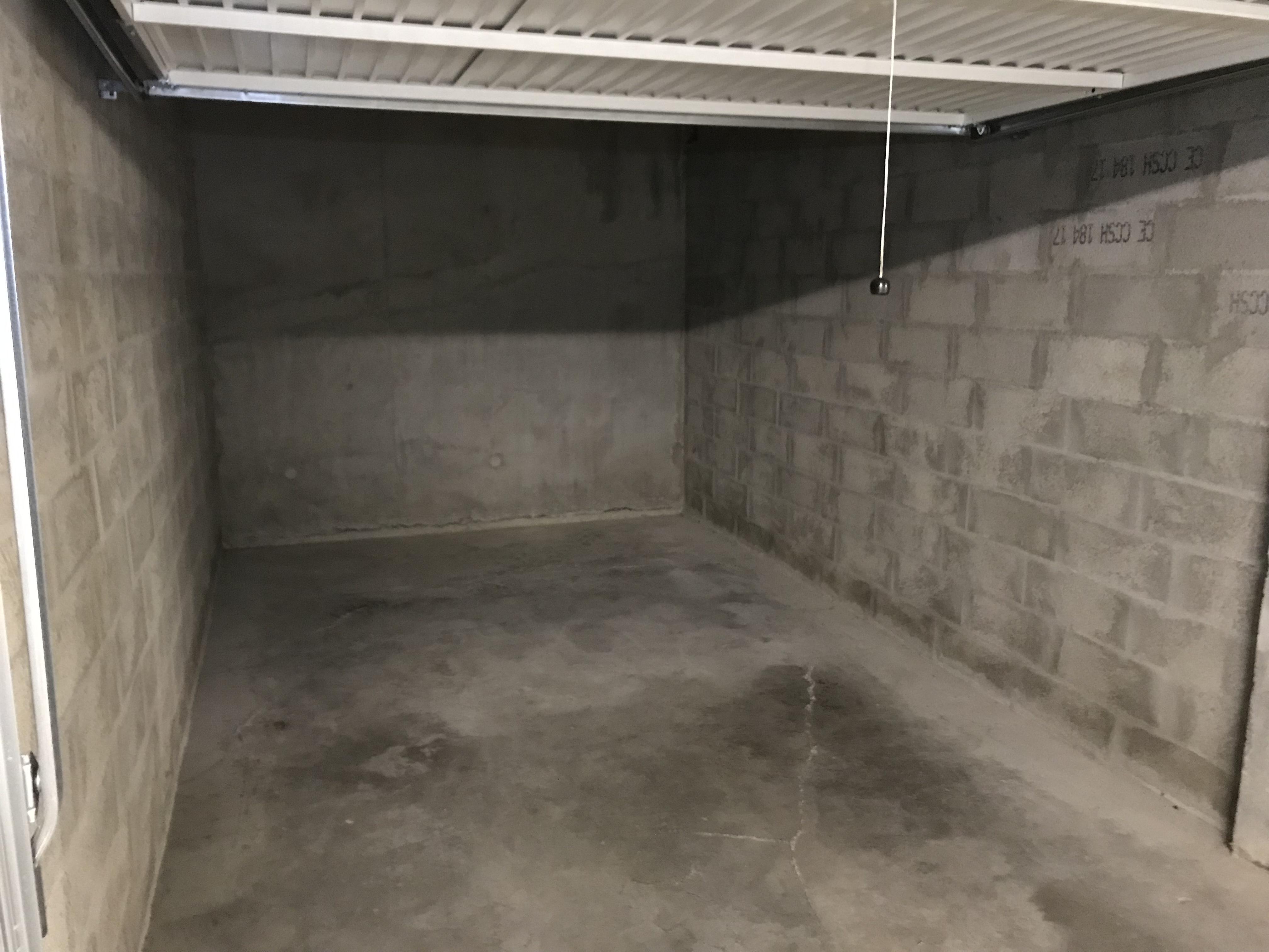 À louer Garage fermé - La Ravoire