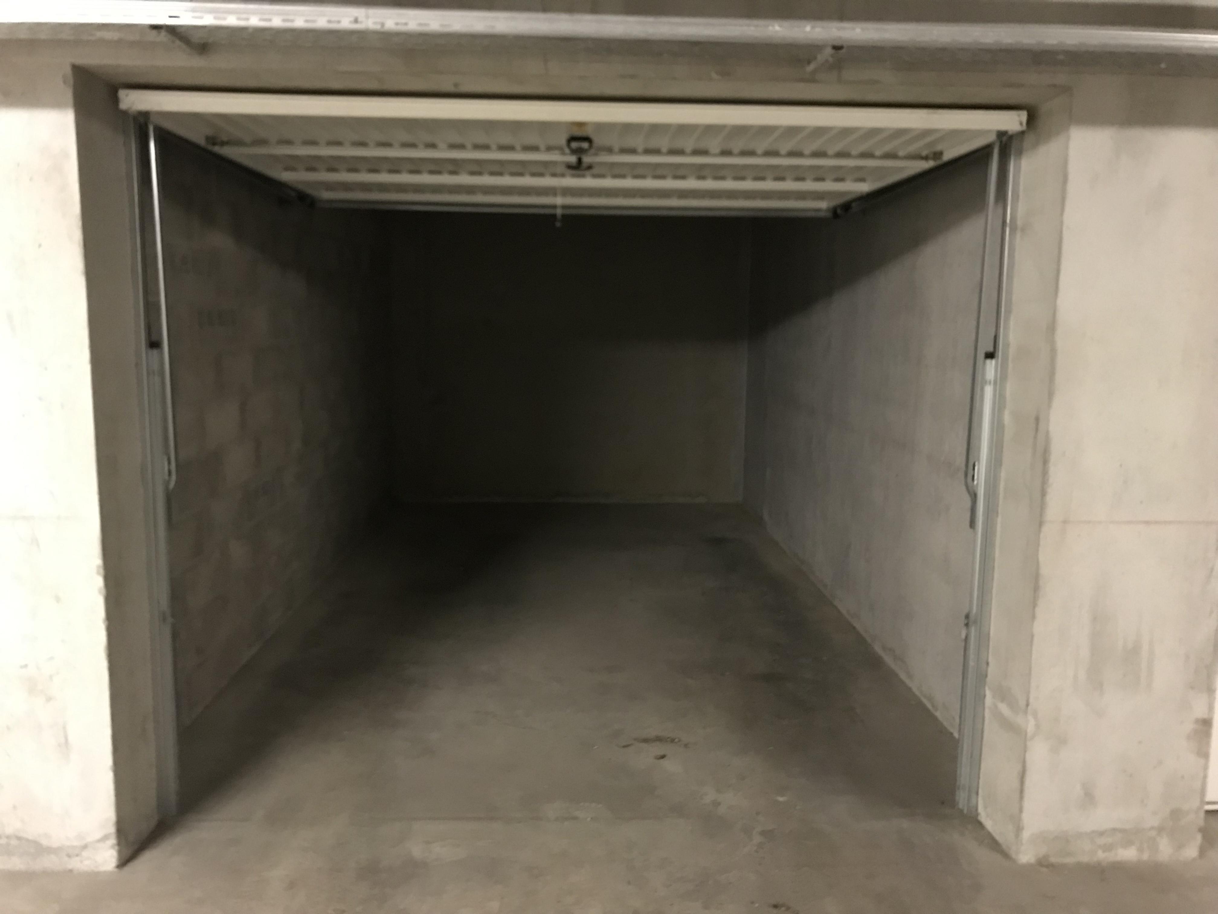 À louer Garage fermé - La Ravoire