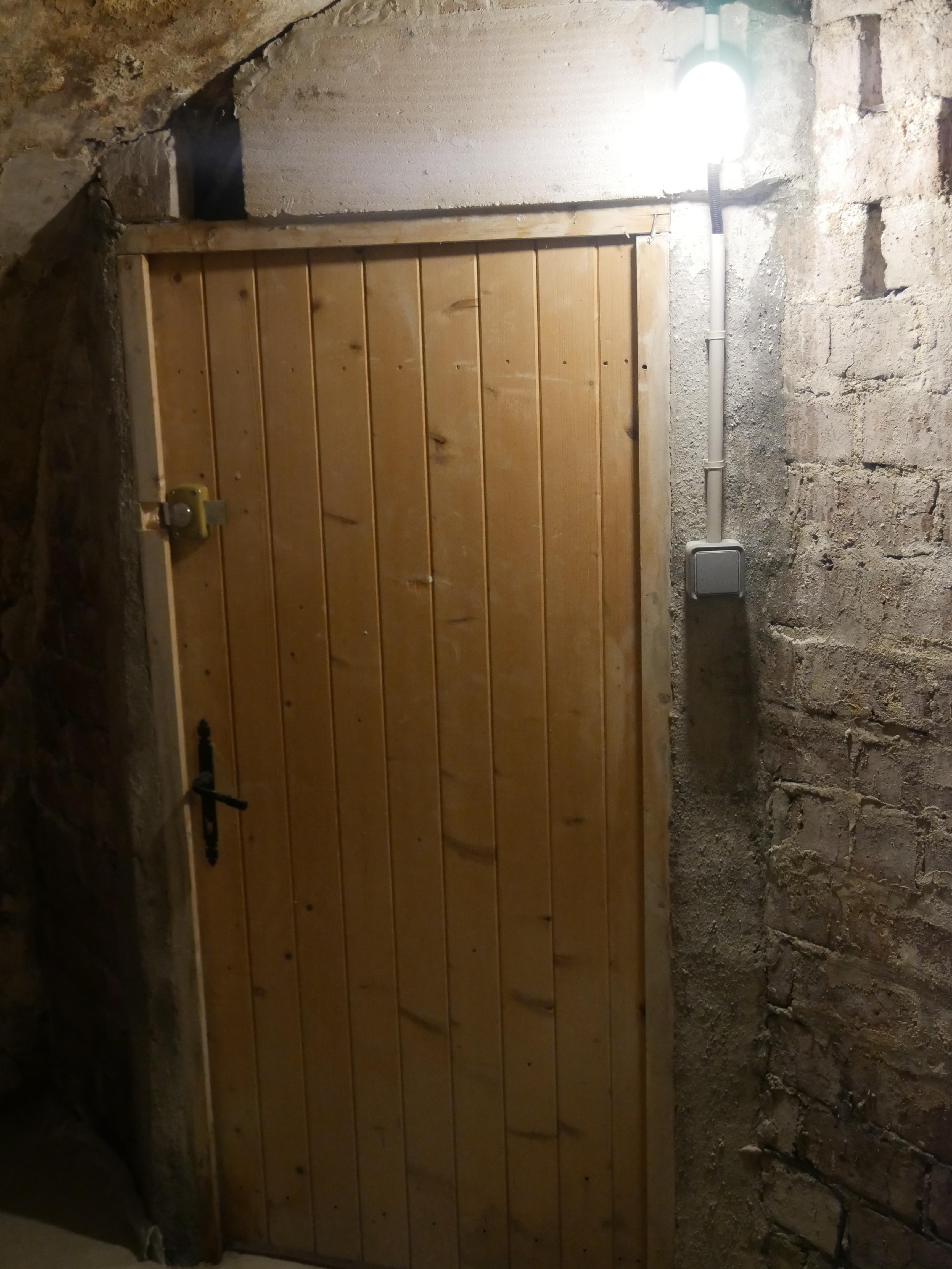 Cave sécurisée 9m2, quartier jules joffrin