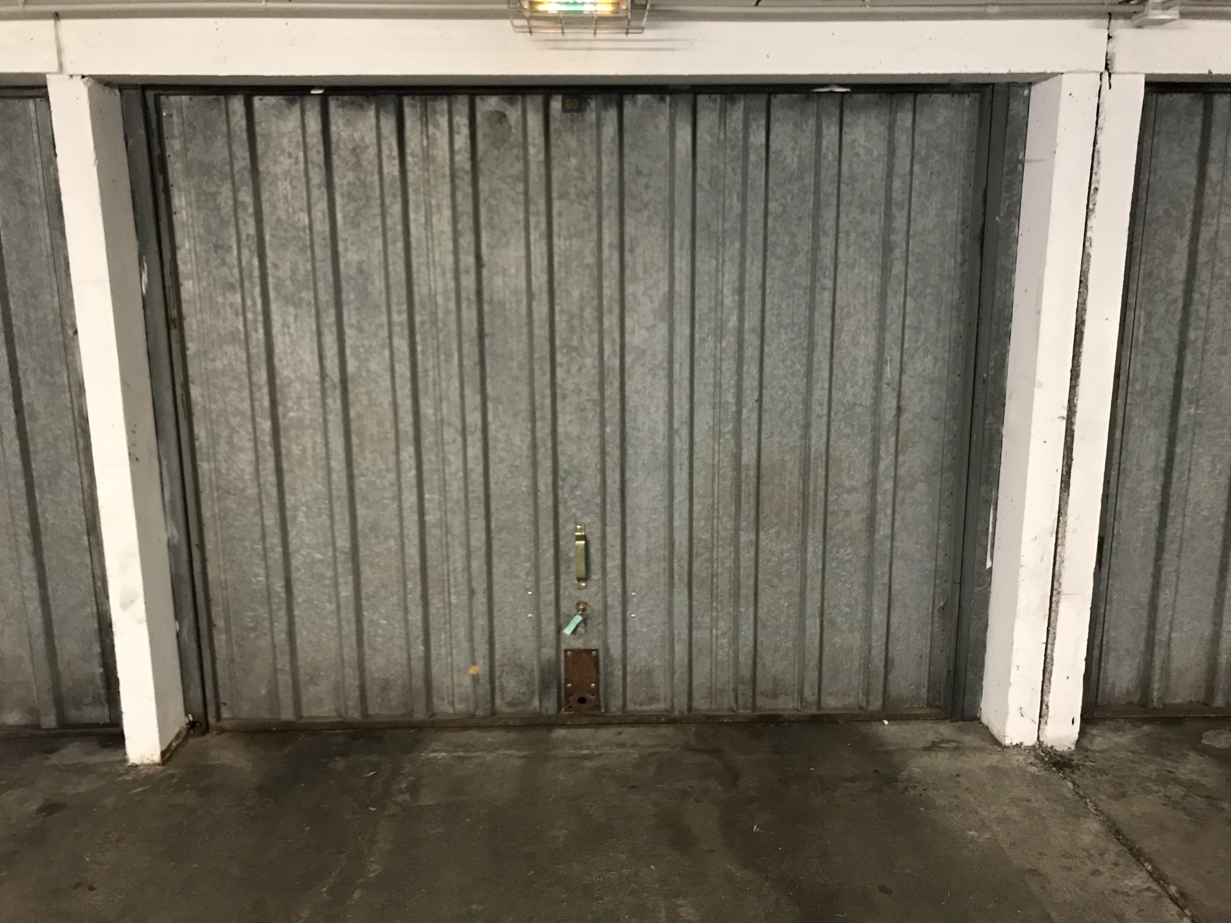 Box fermé de 13m² à La Motte-Servolex