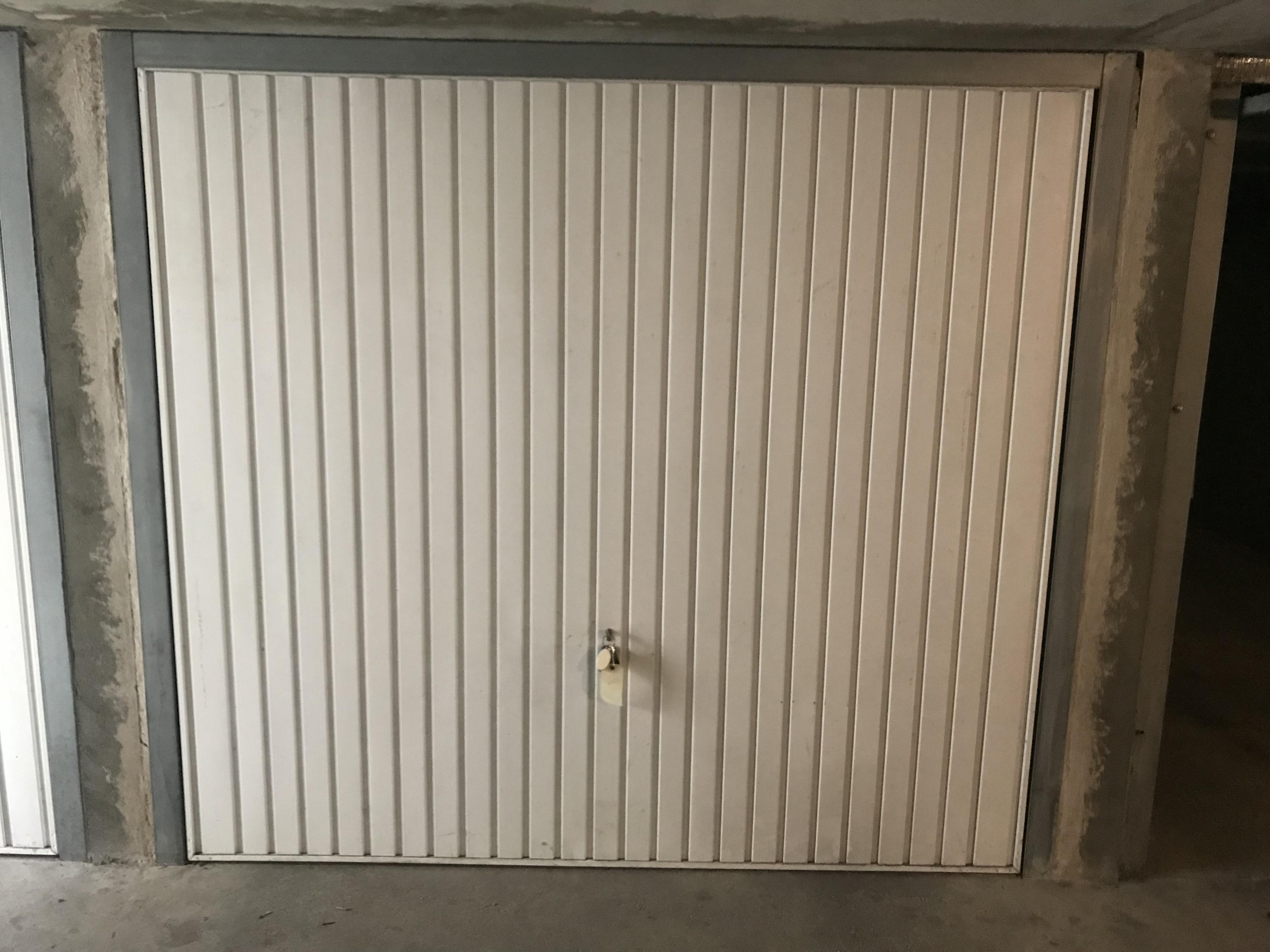 Garage fermé - parking - Cognin