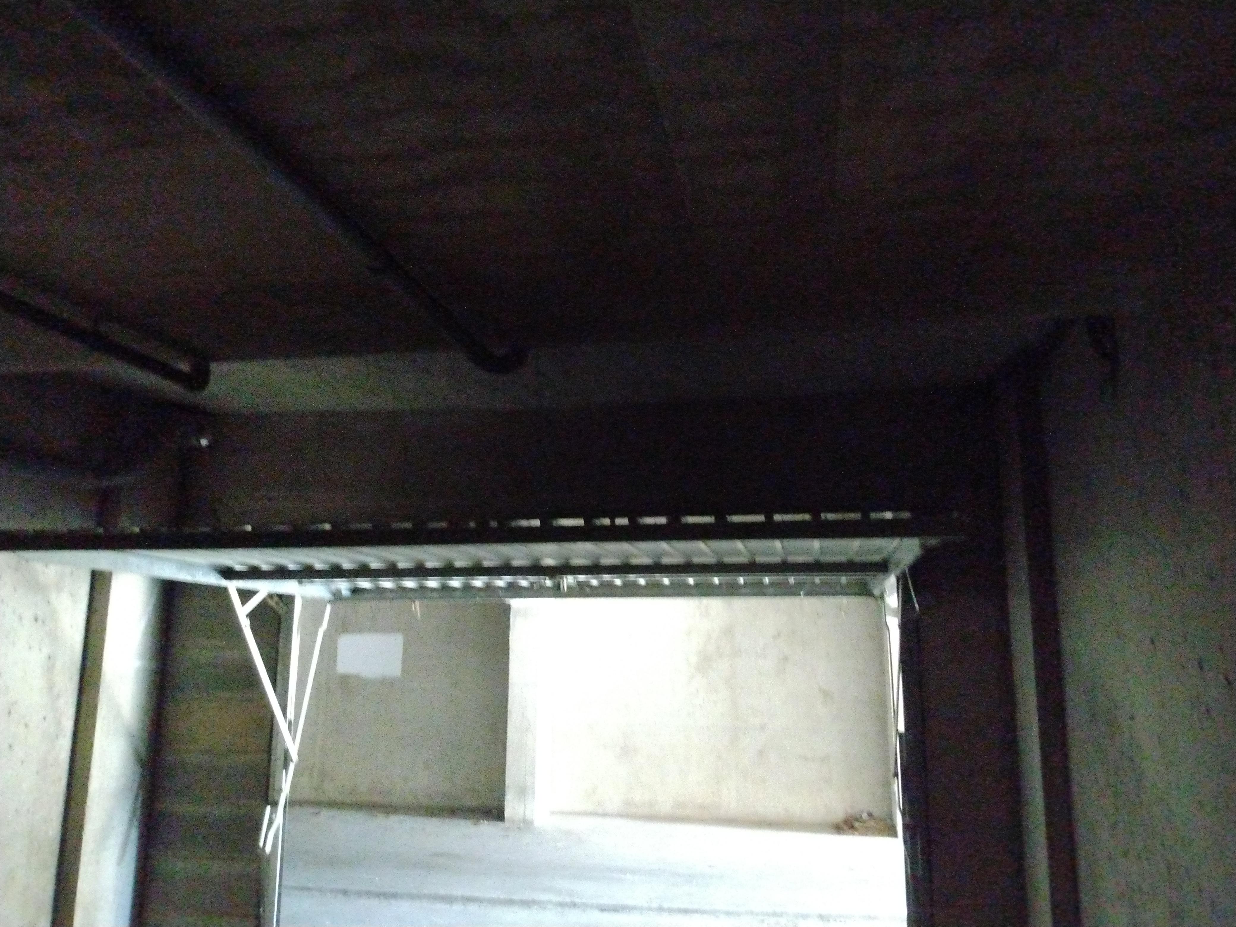 Garage fermé en location - 18m²