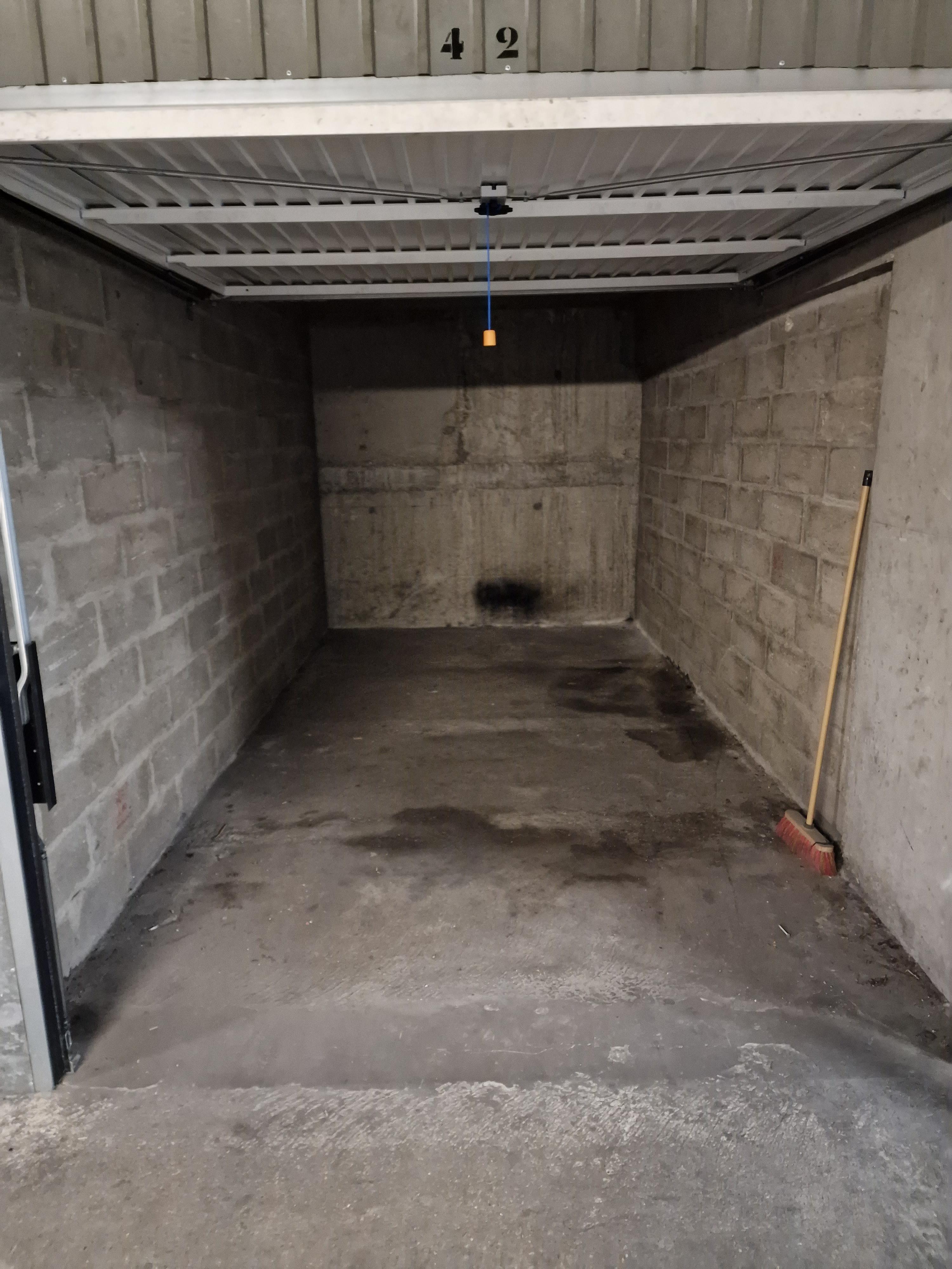 Garage fermé - Parking - Bezons