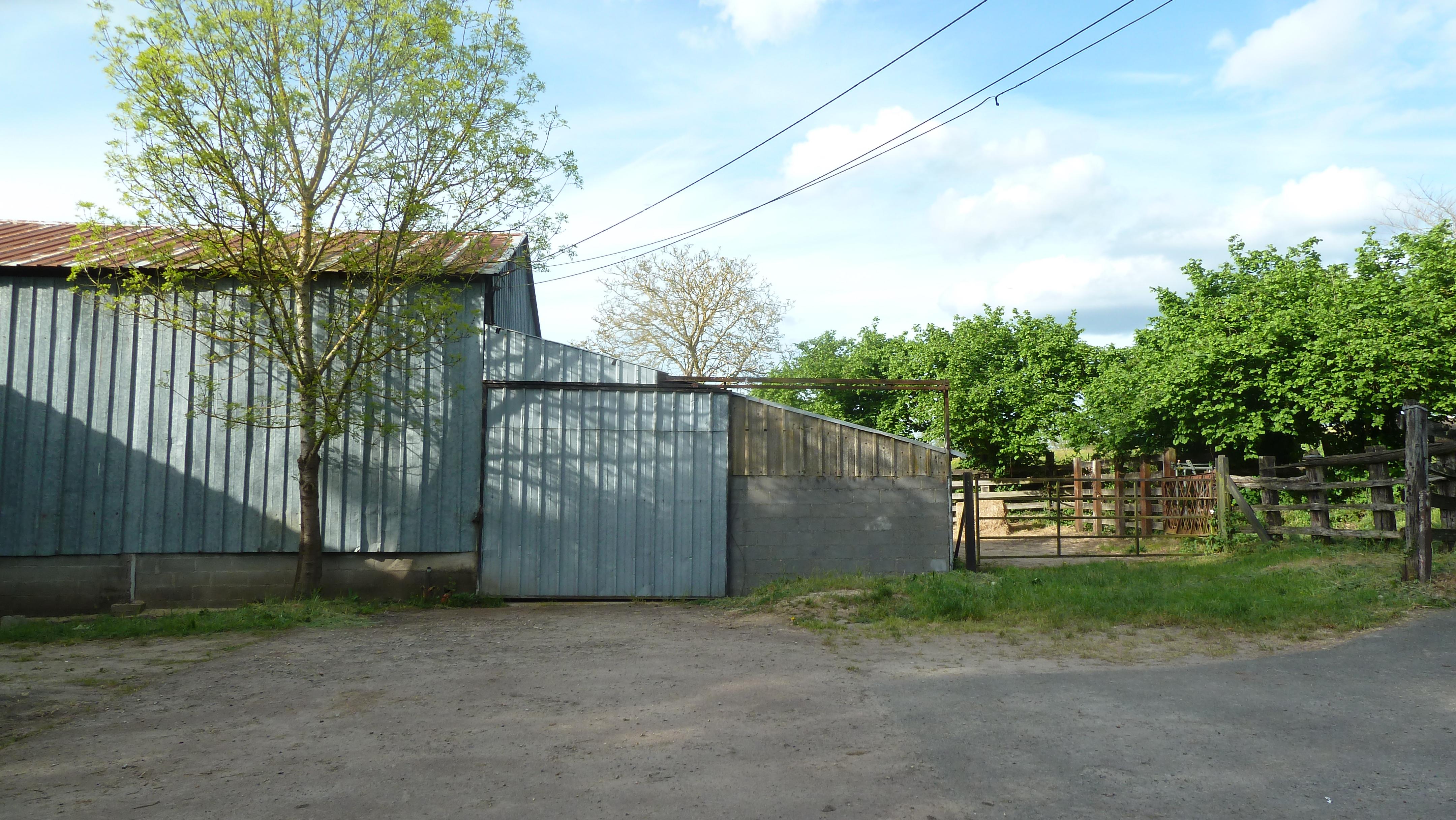 170m2 de locaux de stockage
