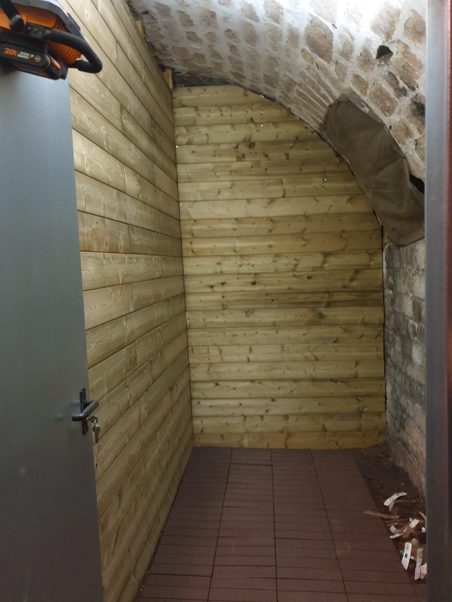 Cave stockage 5m2 Rue du Dragon Paris 6ème