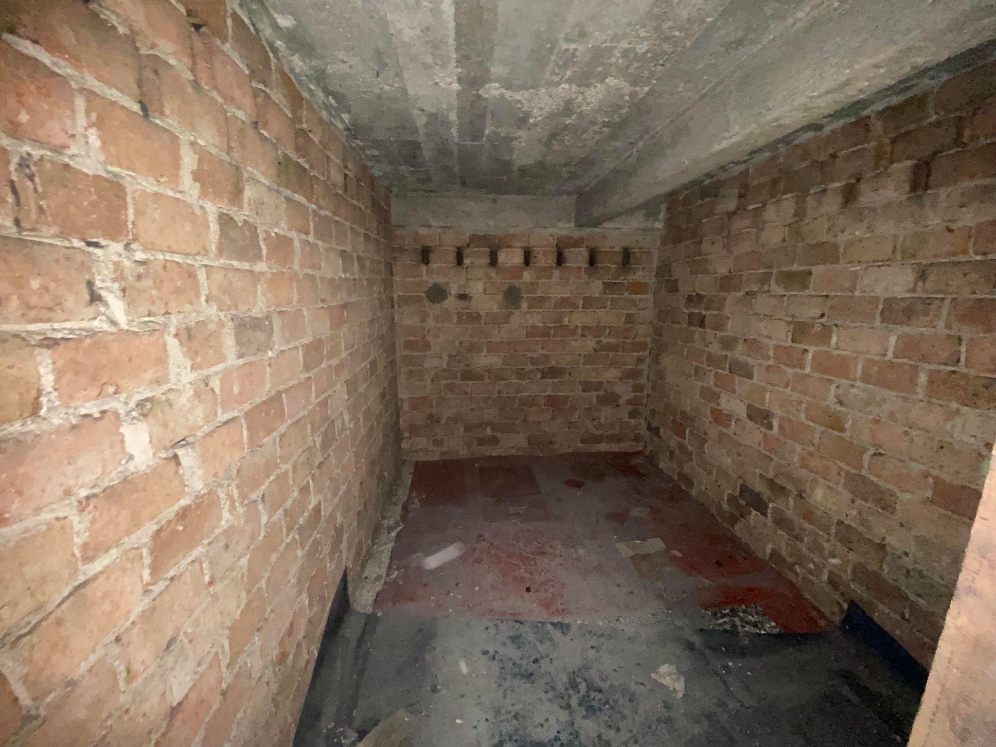 Cave saine très sécuriséeà louer 9m2