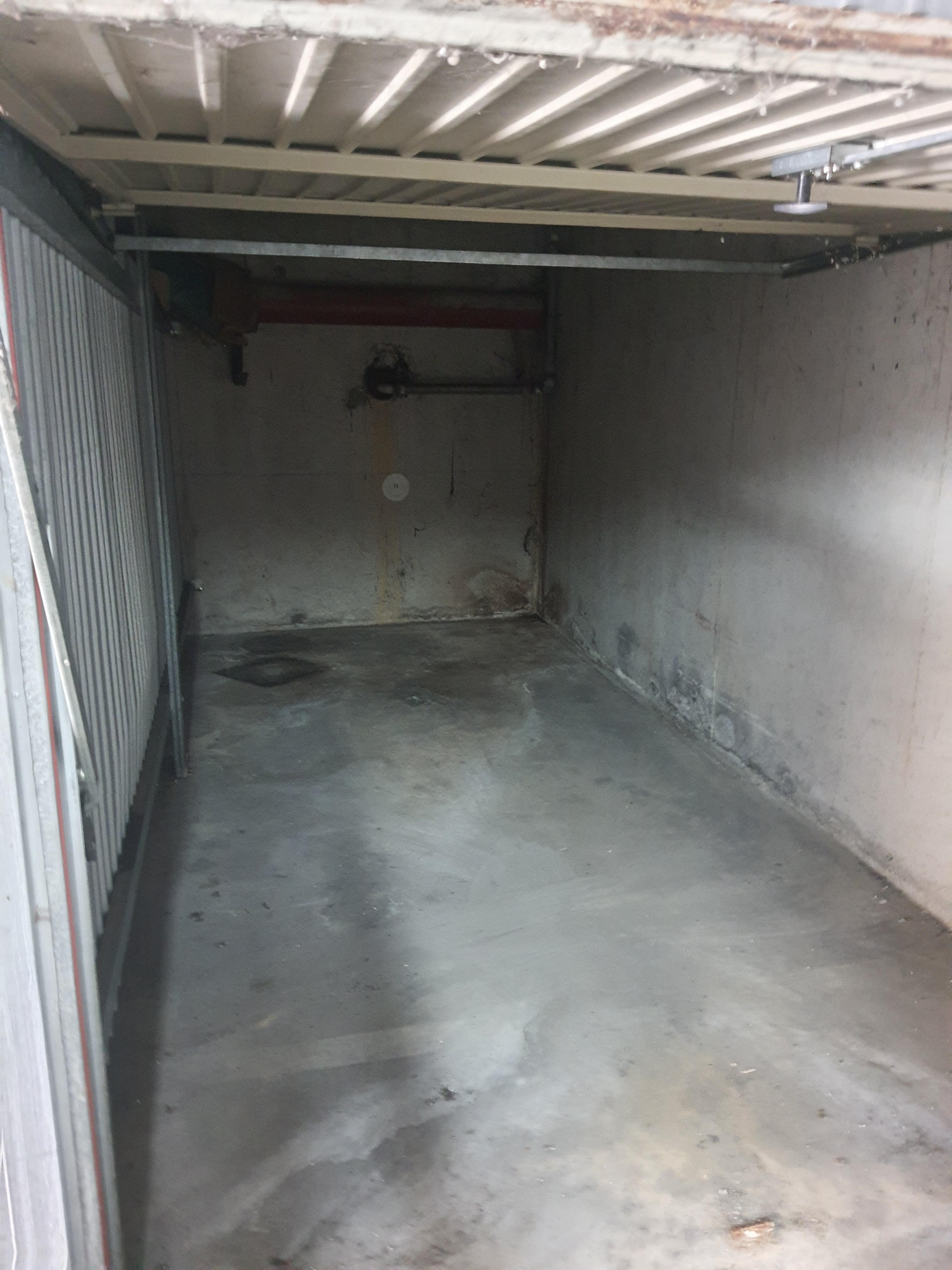 Garage fermé - Parking - Besançon