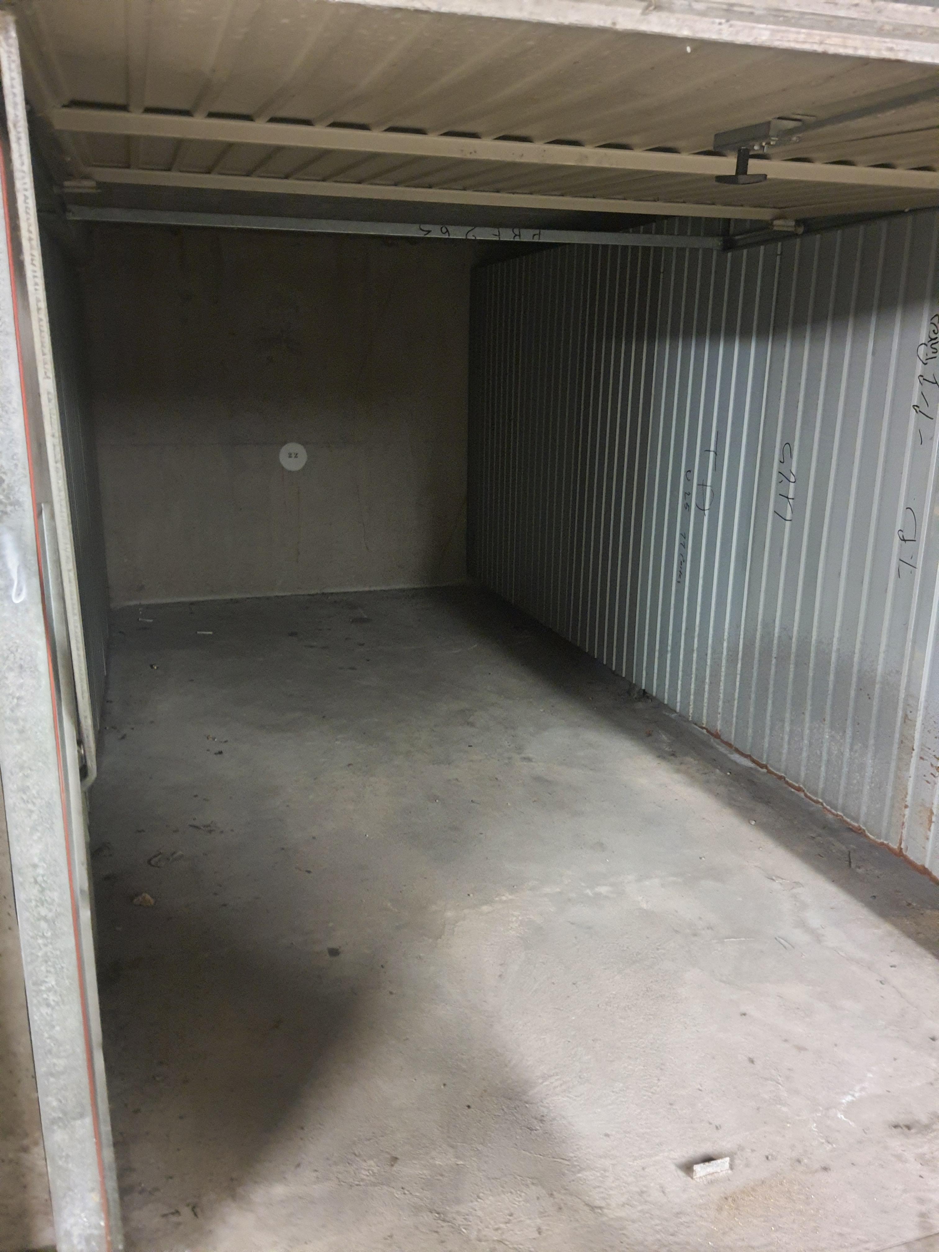Garage fermé - Parking - Besançon