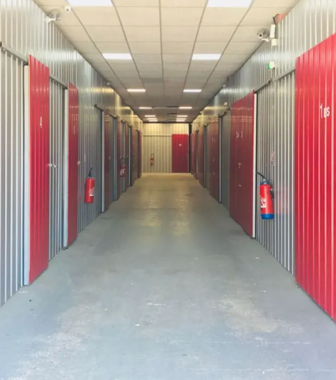 Box de stockage sécurisé - 8m² Lyon Saint