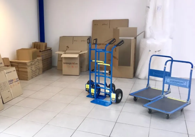 Box de stockage sécurisé - 9m² à Annecy