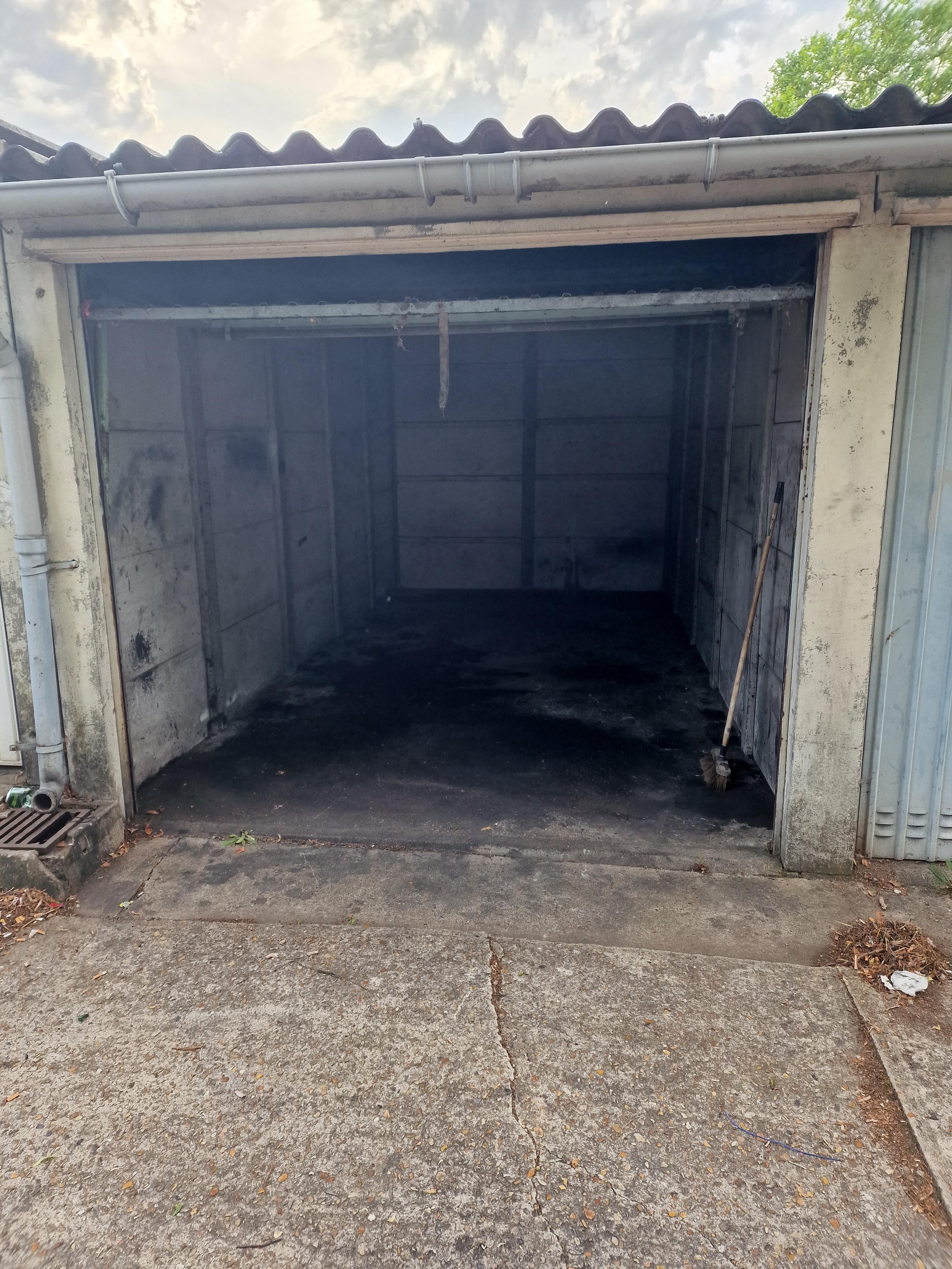Box de stockage / Garage / Limay