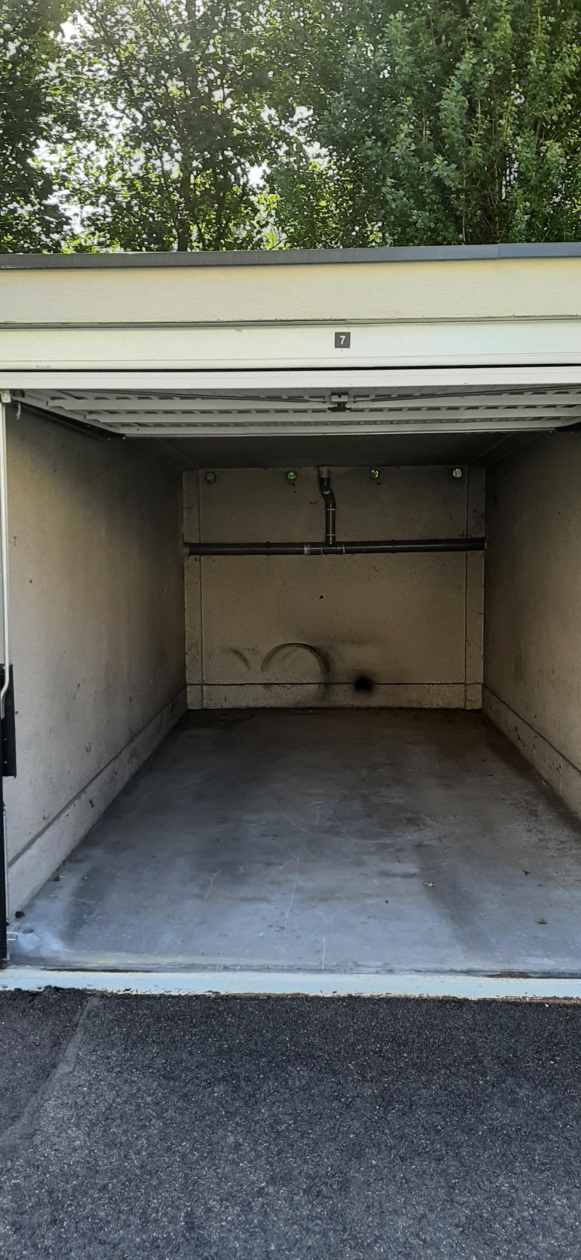 Garage / Stockage 12,7m² Strasbourg
