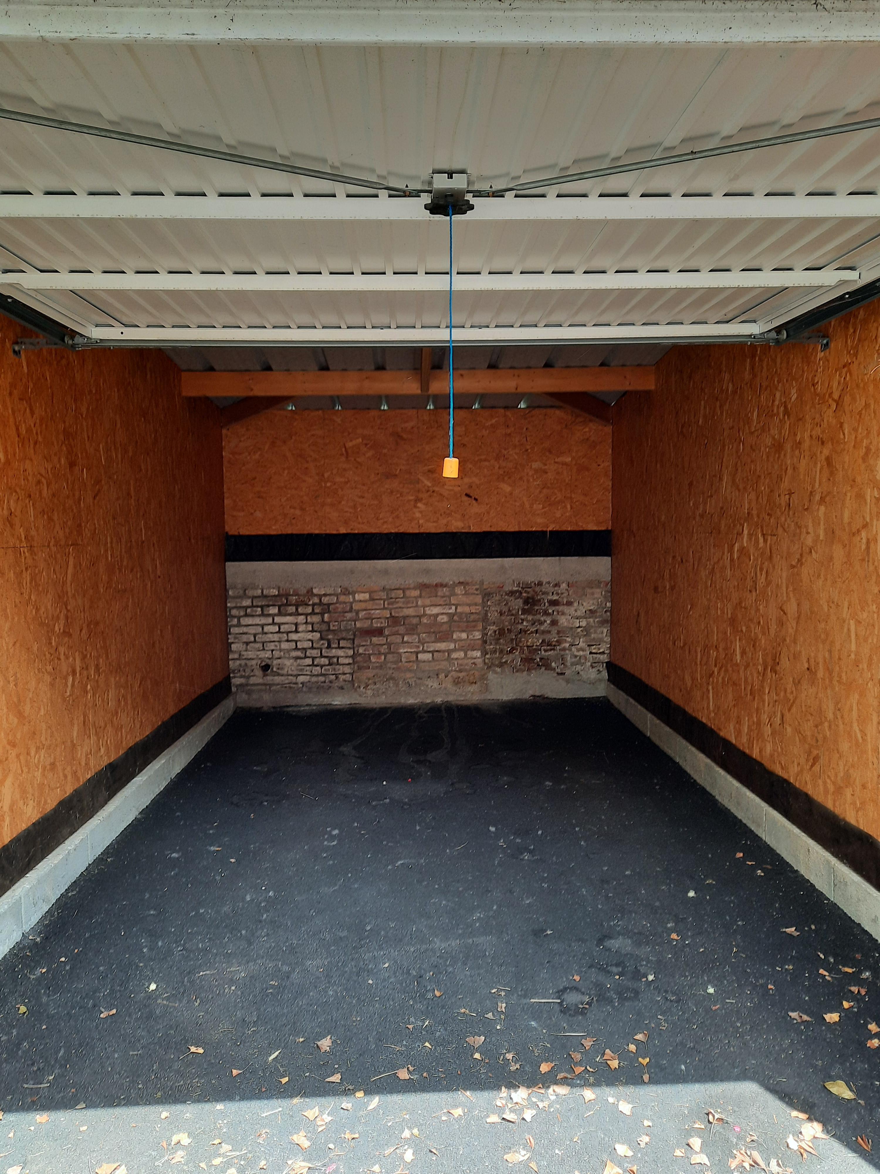 Box de stockage isolé - St Germer De