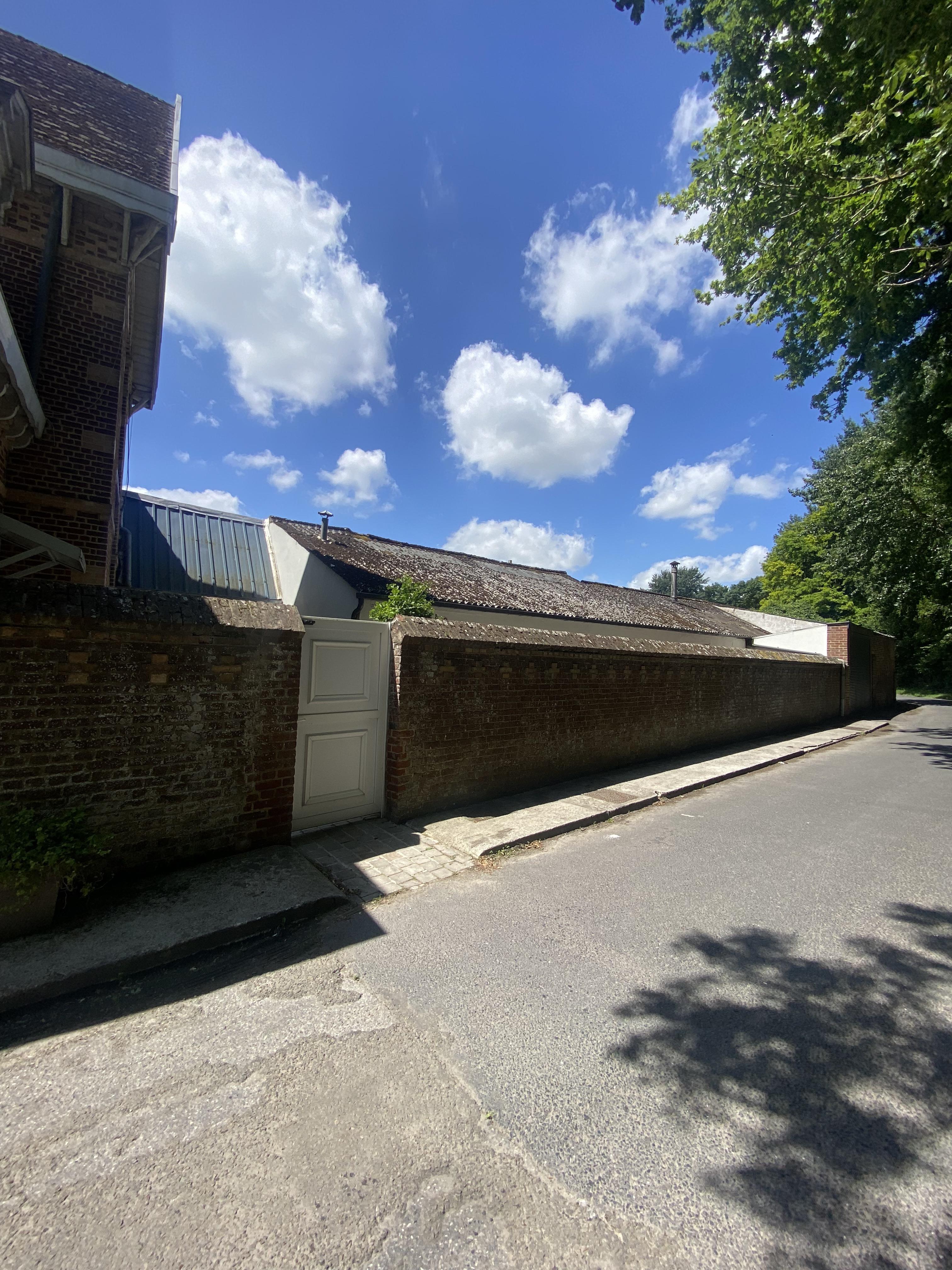 Pièce de stockage sécurisée 9,27m2 dans résidence privée