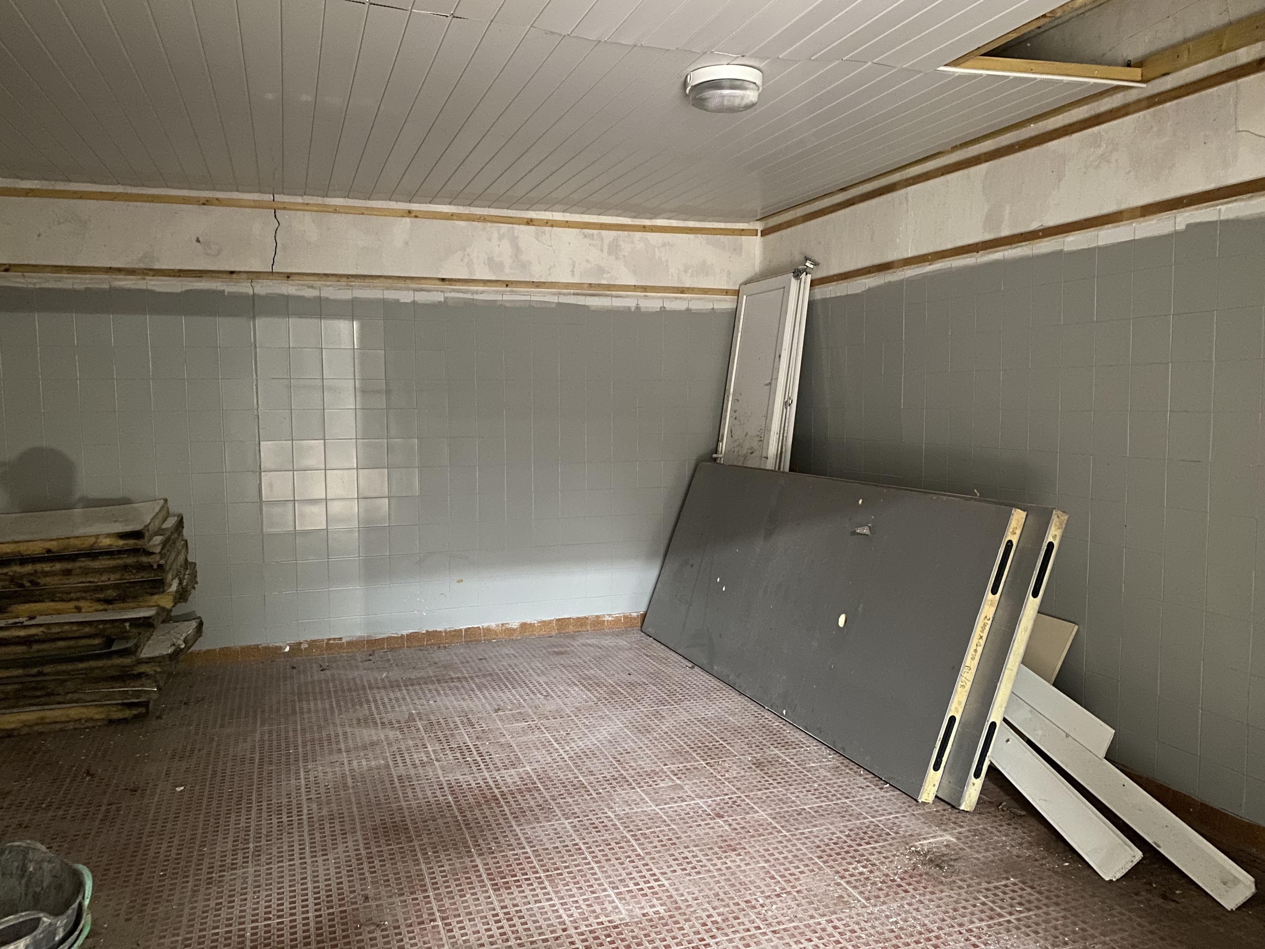 Espace de stockage sécurisé dans résidence privée -