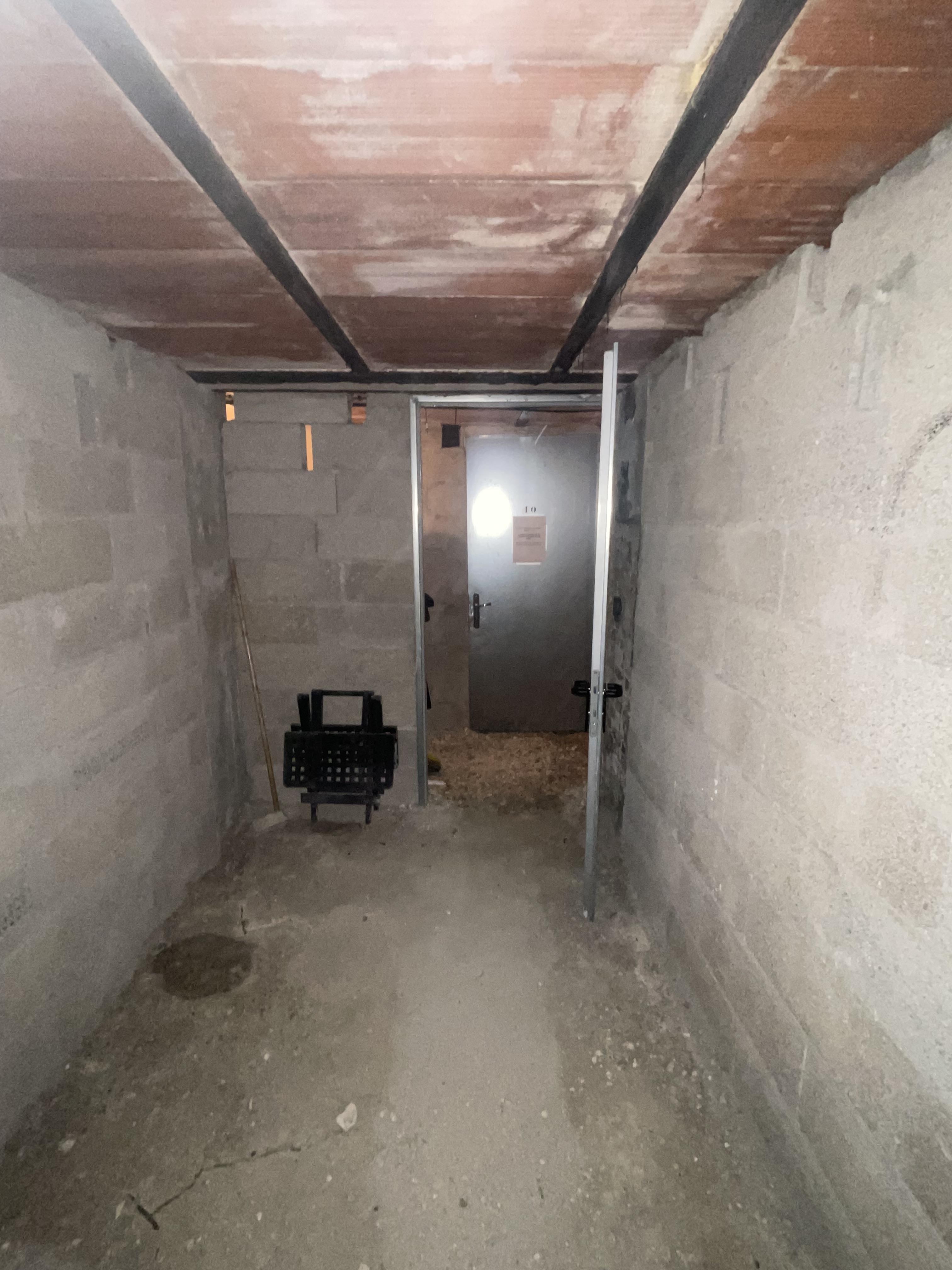 Cave 6m2 à louer à paris