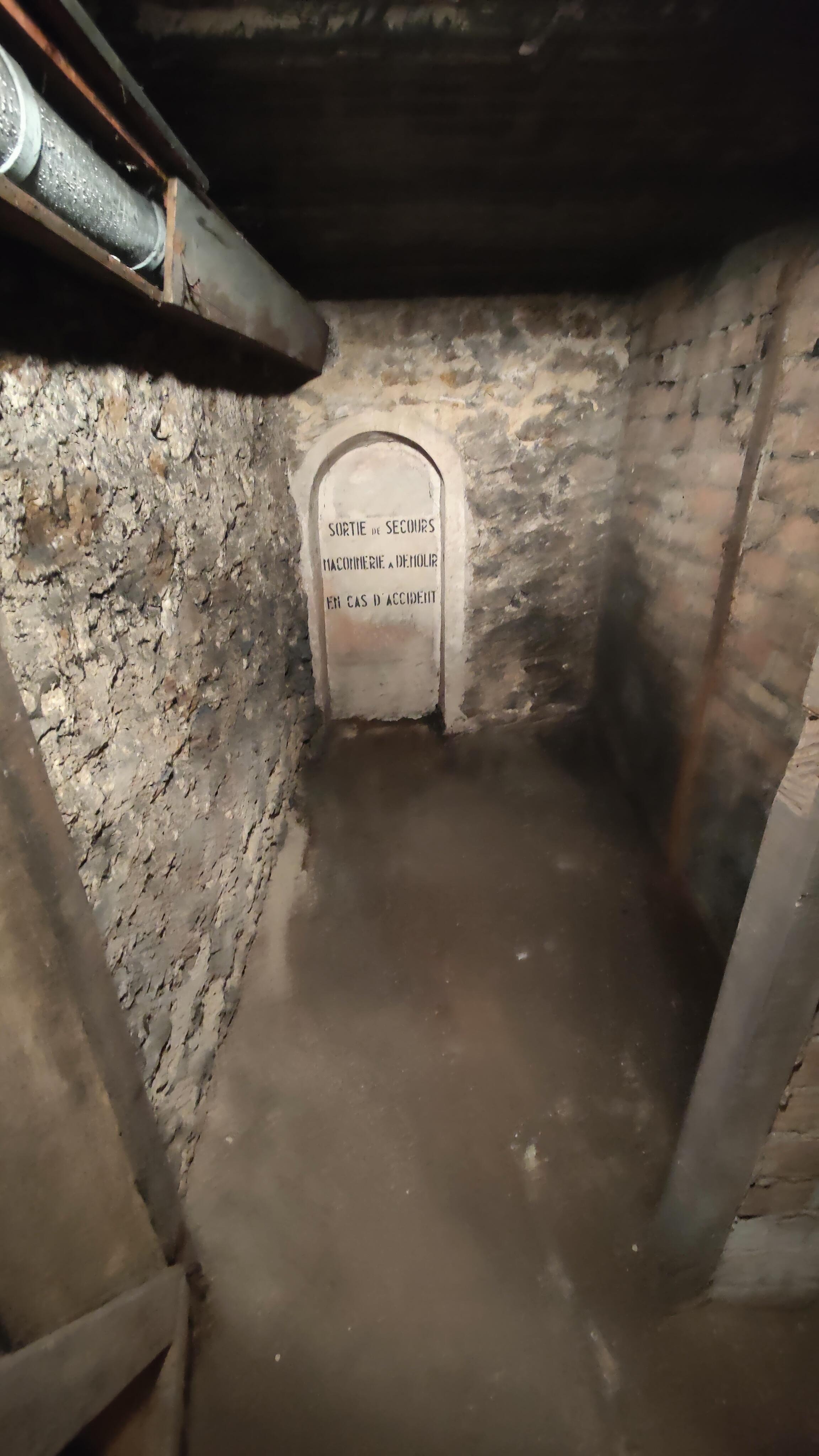 LOCATION CAVE 3M2 - colonel Fabien