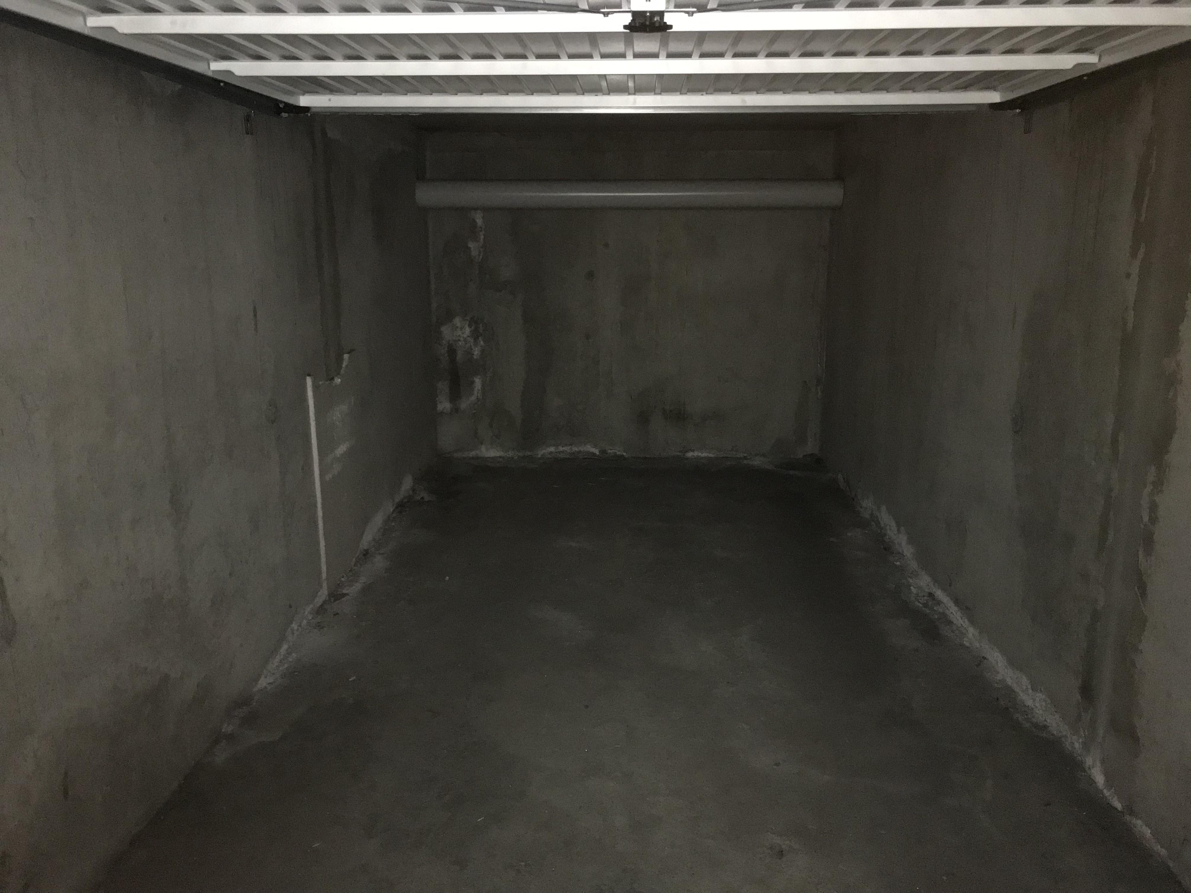 Garage à louer