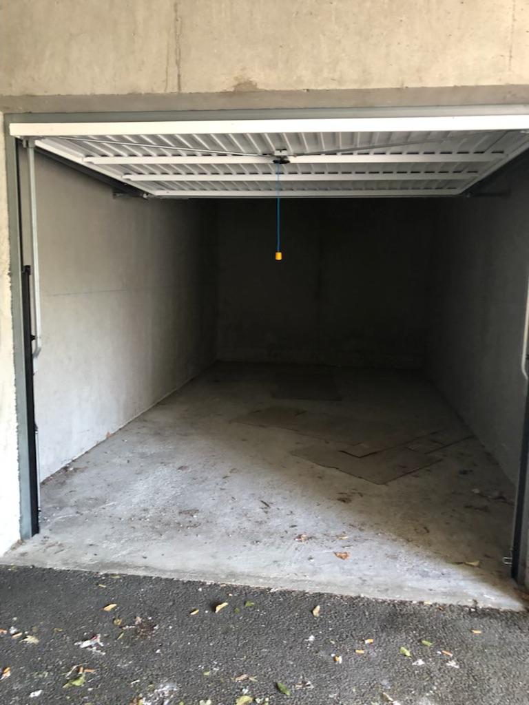 Location de garage de 12m²