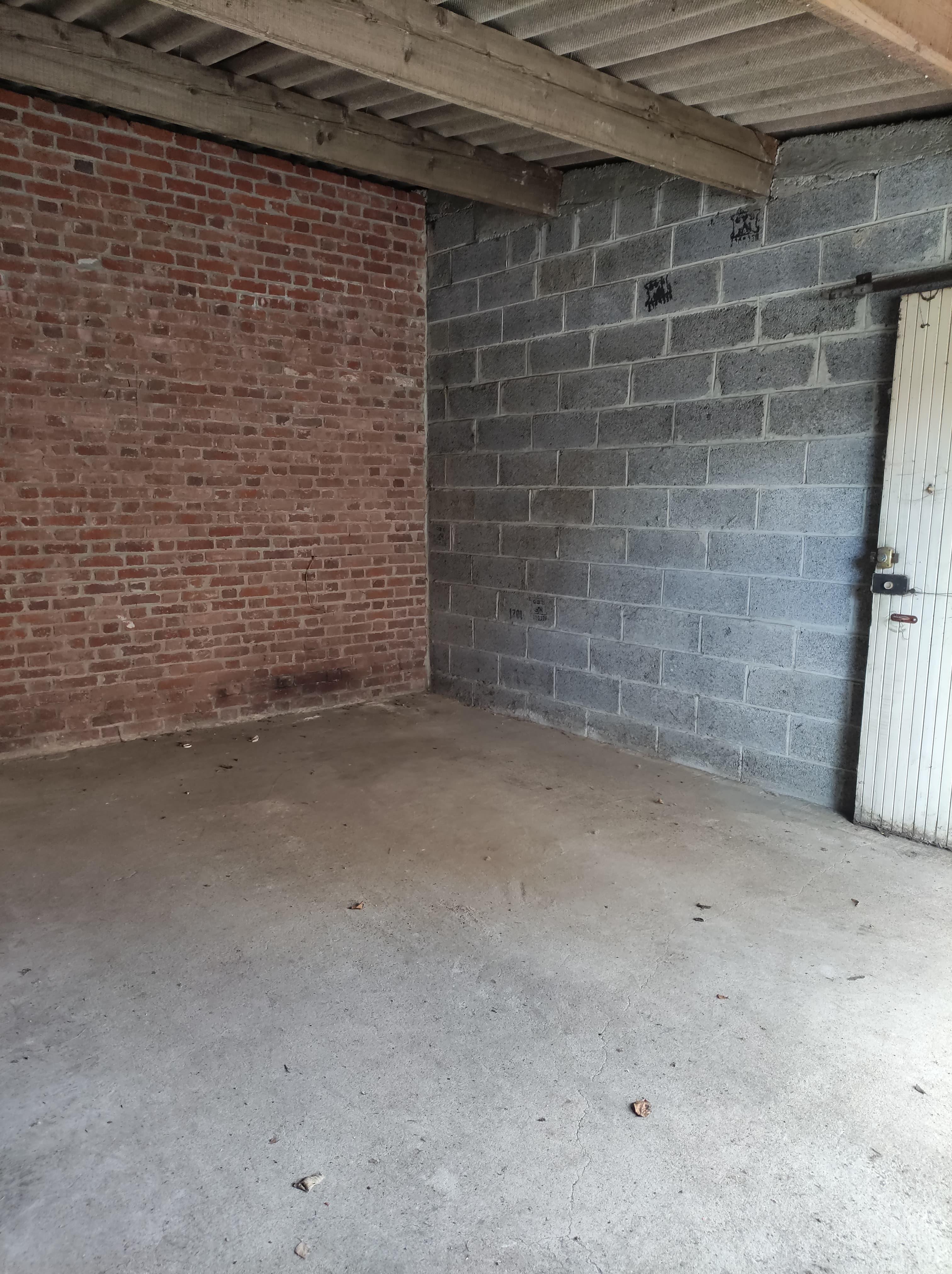 Garage fermé Orchies proche gare