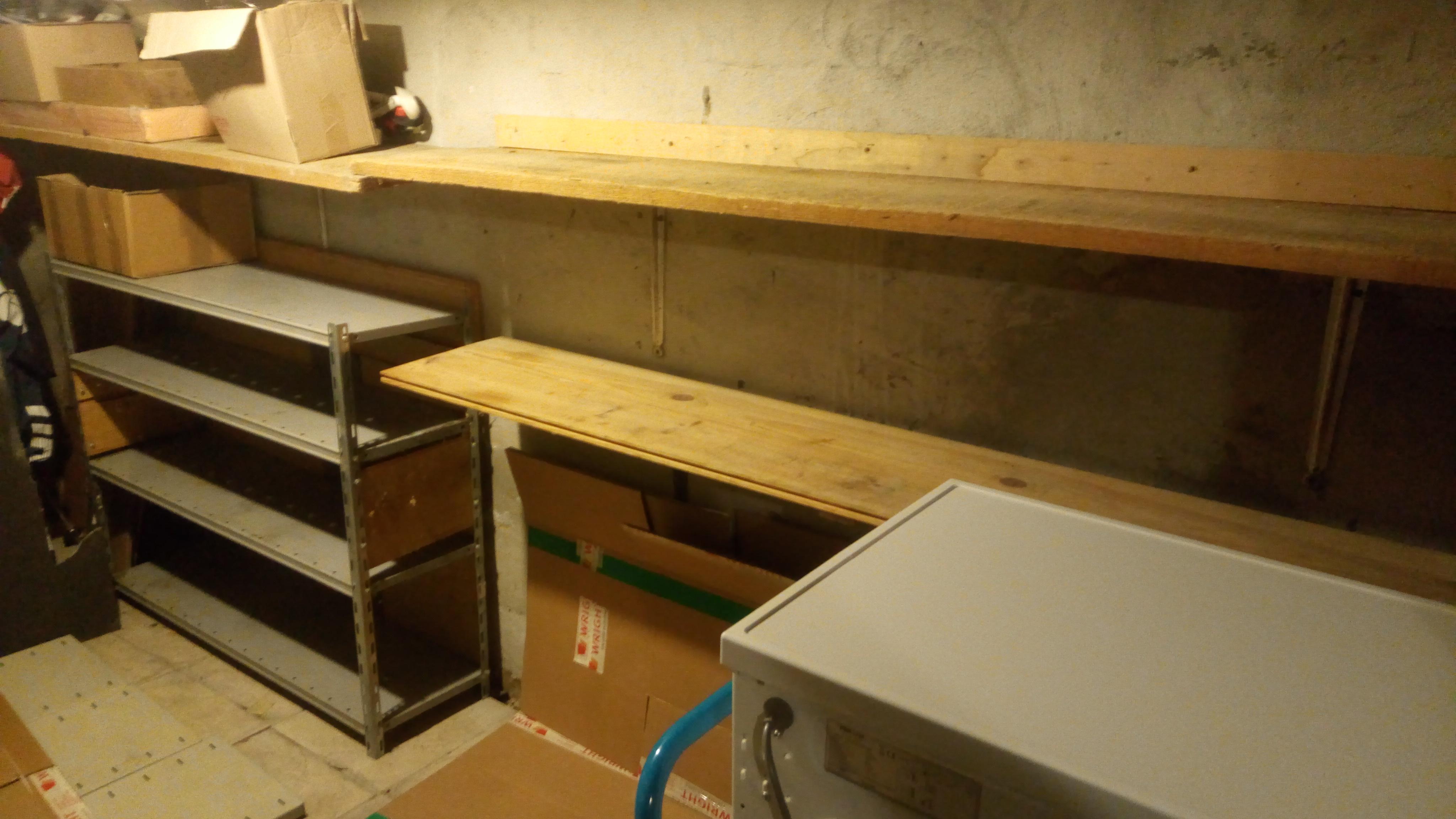 Linéaire de stockage dans cave sécurisée