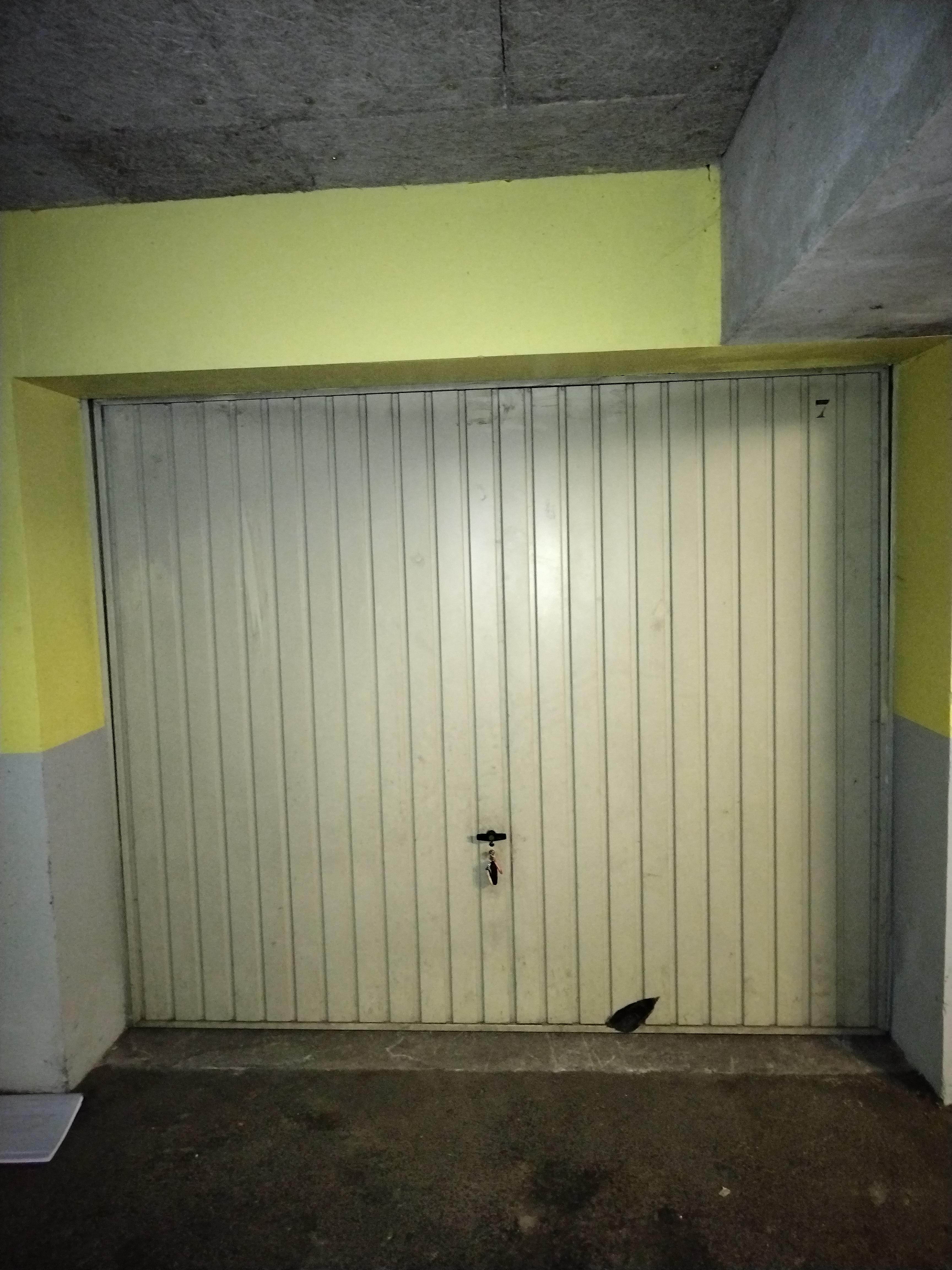 Grand garage 16m²