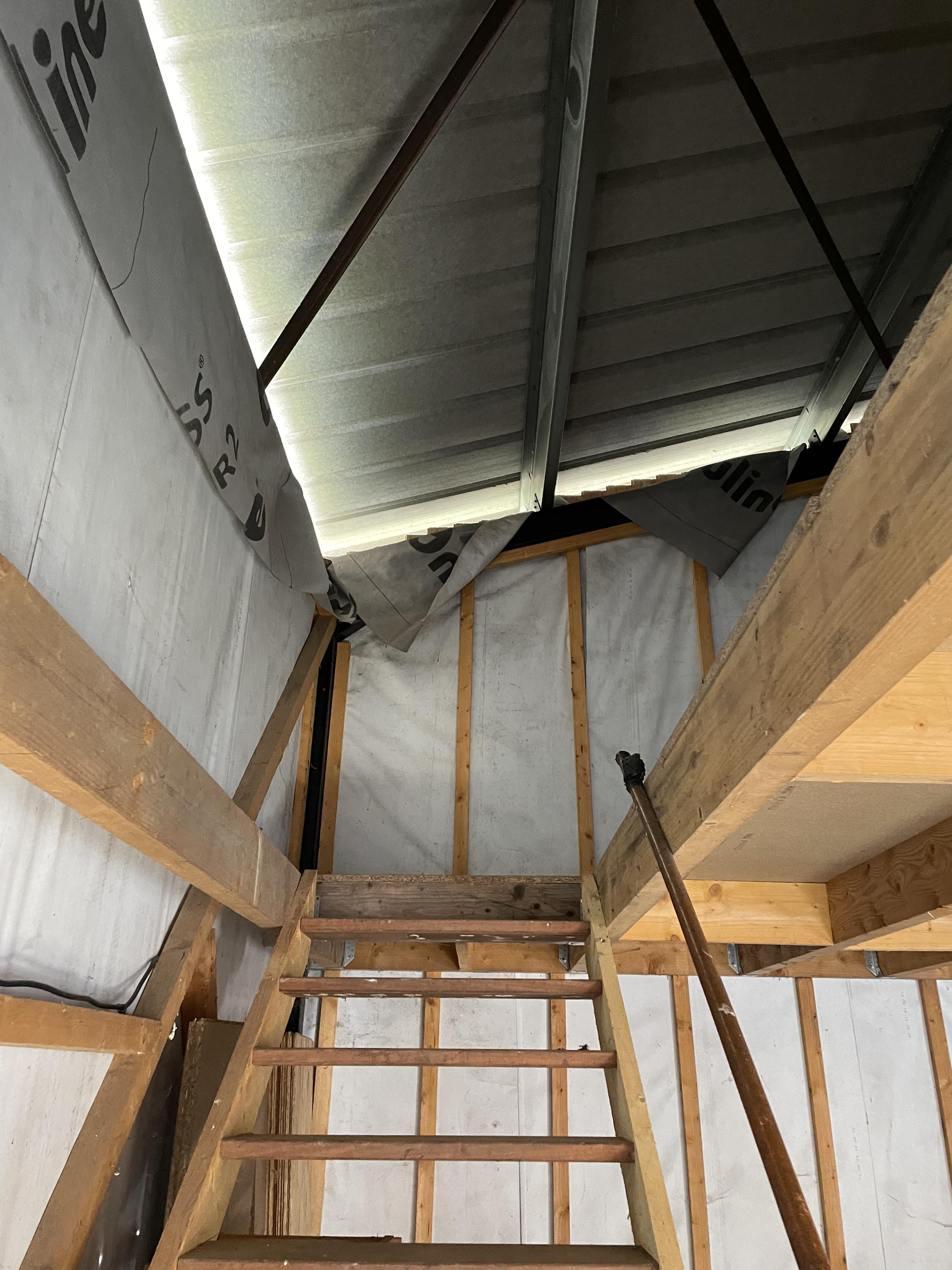 Garage fermé à louer – idéal pour stockage
