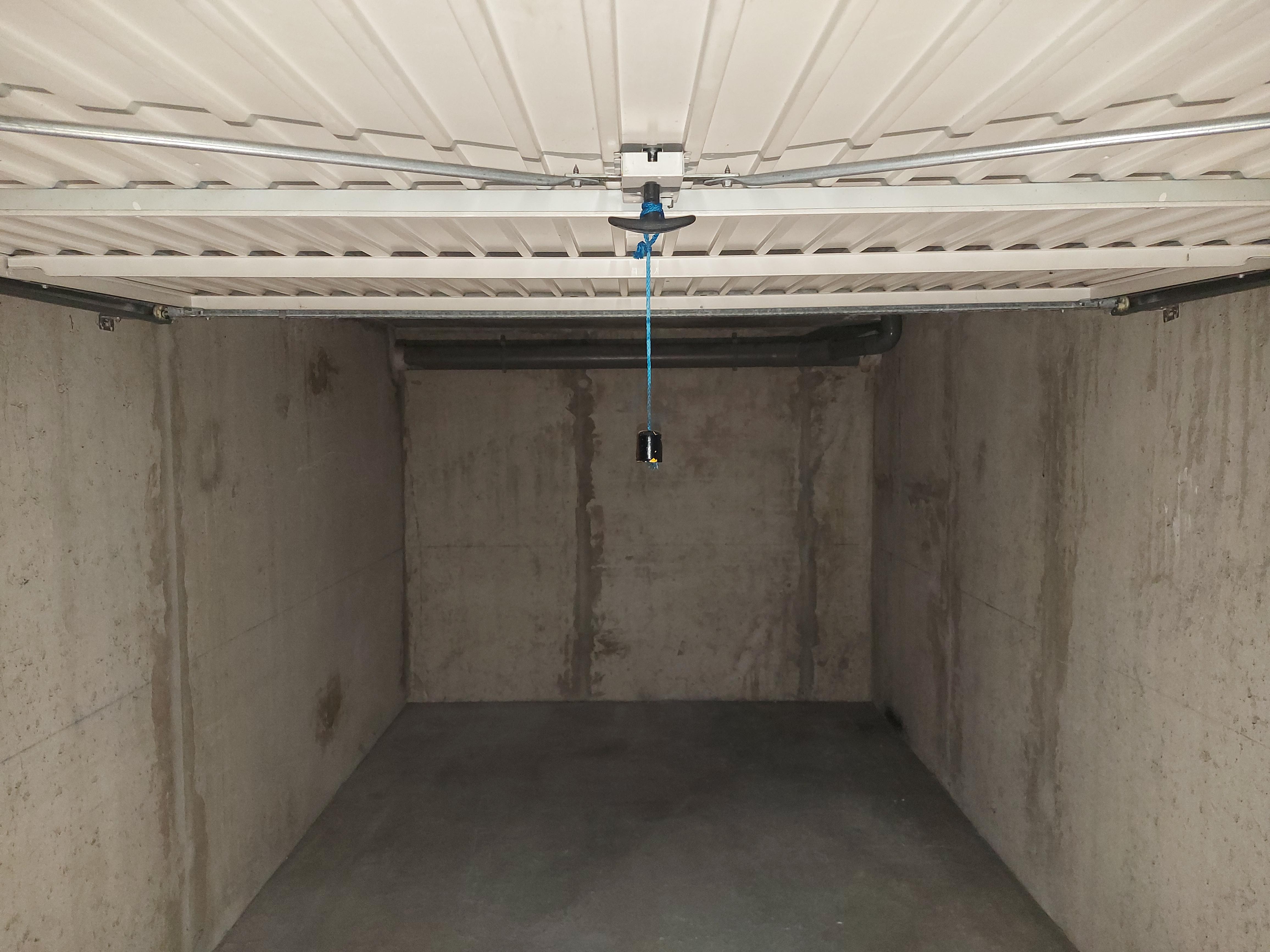 Garage à louer