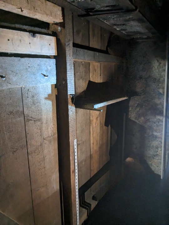 Cave de 4,35m² en sous-sol sécurisé à Paris