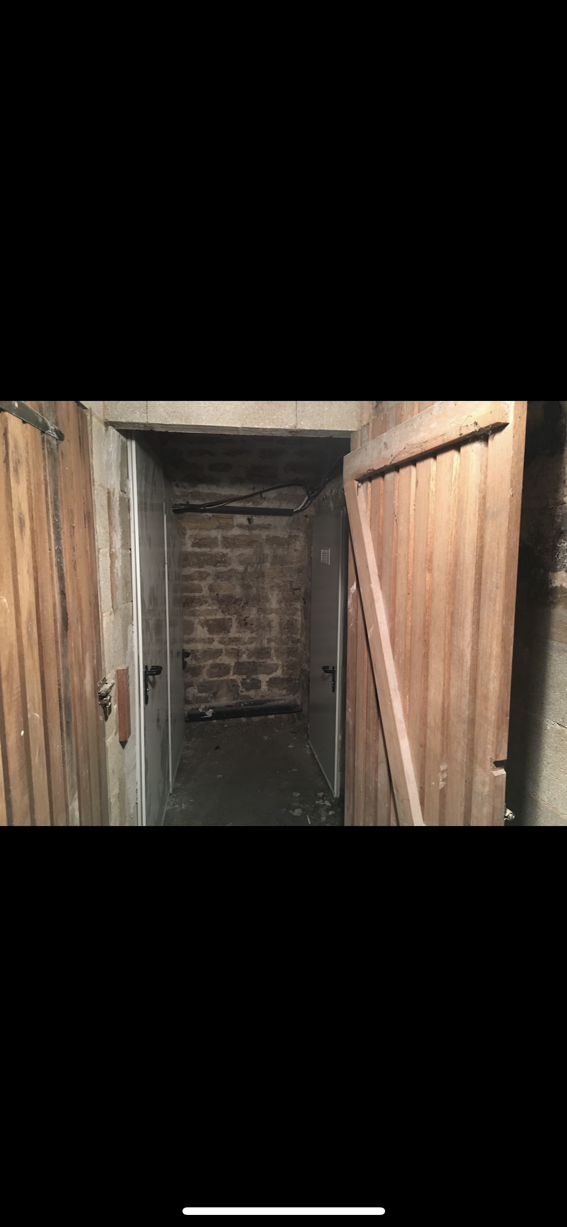Location cave Paris 10 Poissonnières - 5m2