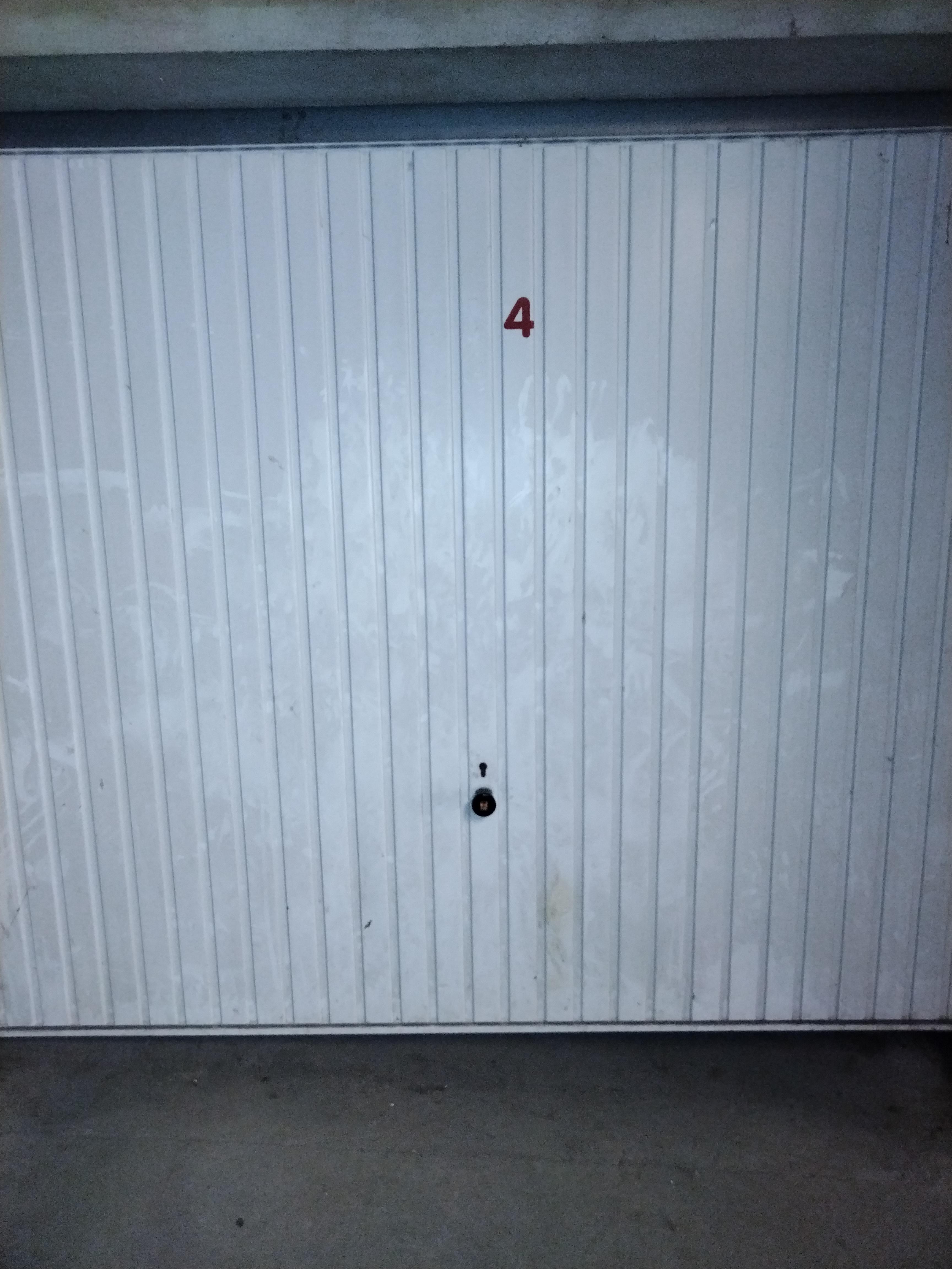 Garage à louer