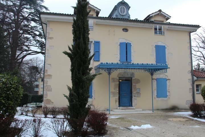 STUDIO À LOUER DE 25 M² SASSENAGE
