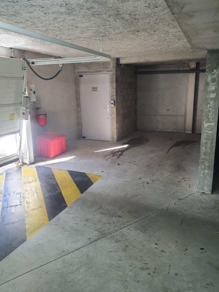 Location /Place de parking / Besançon