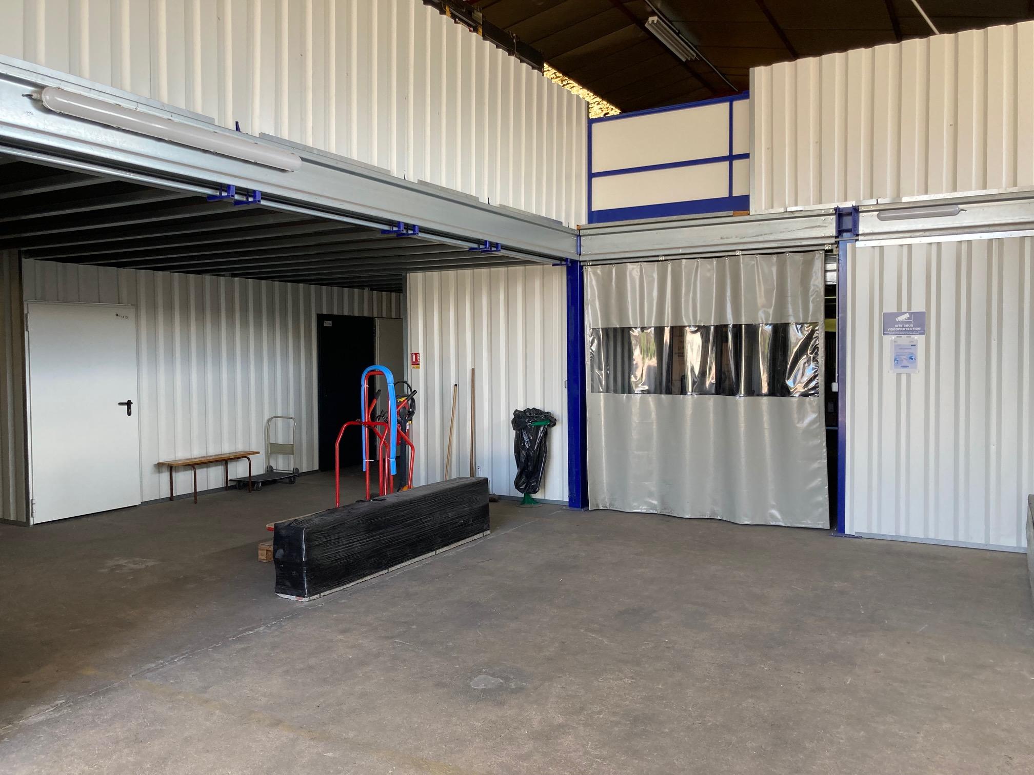 Box de 10 m2 à Champforgeuil