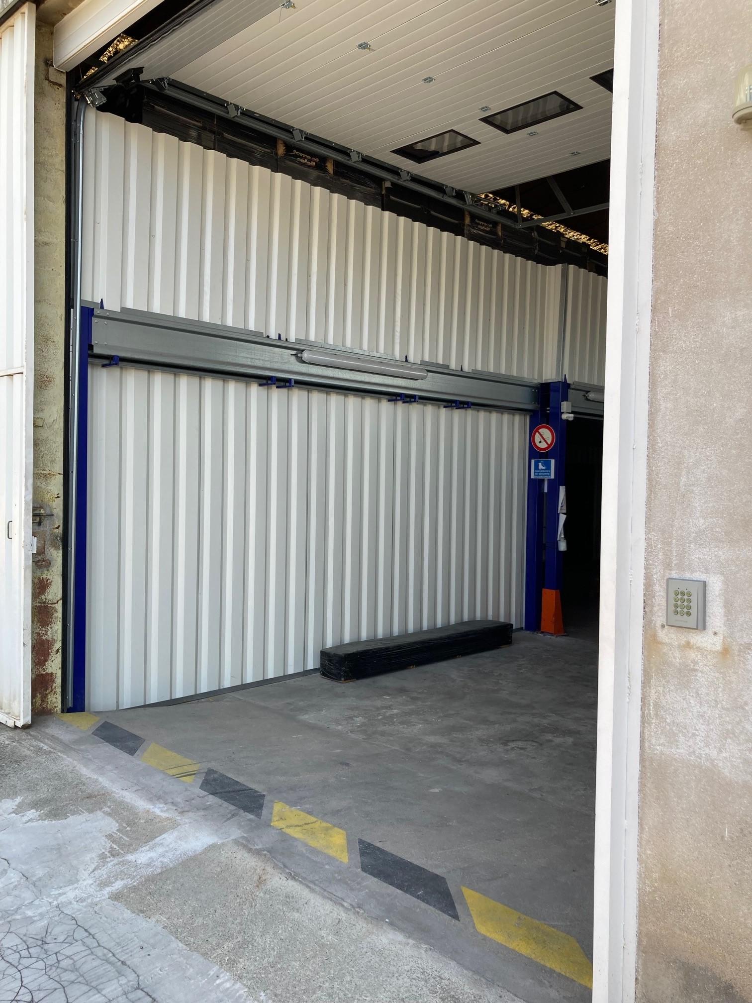 Box de 9 m2 à Champforgeuil