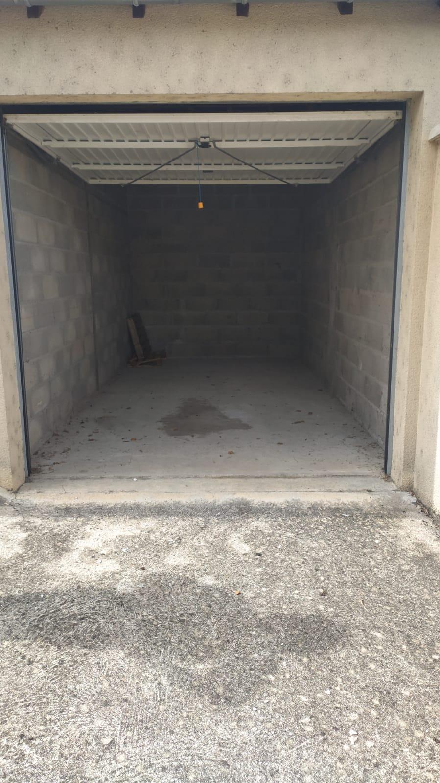 Box de stockage de 14 m²