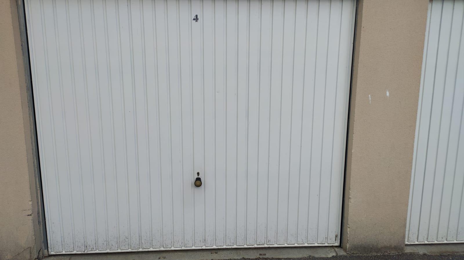 Box à louer de 16 m²