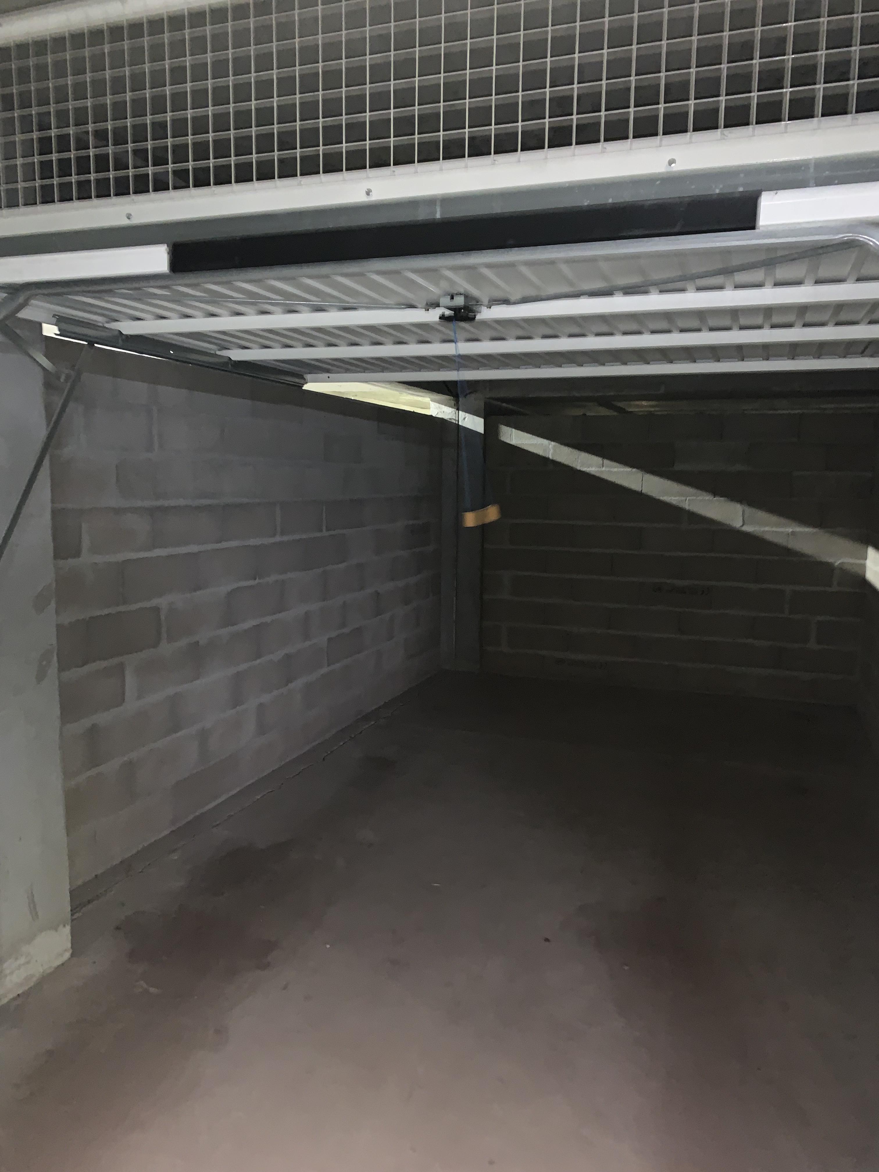 Location garage 13m²