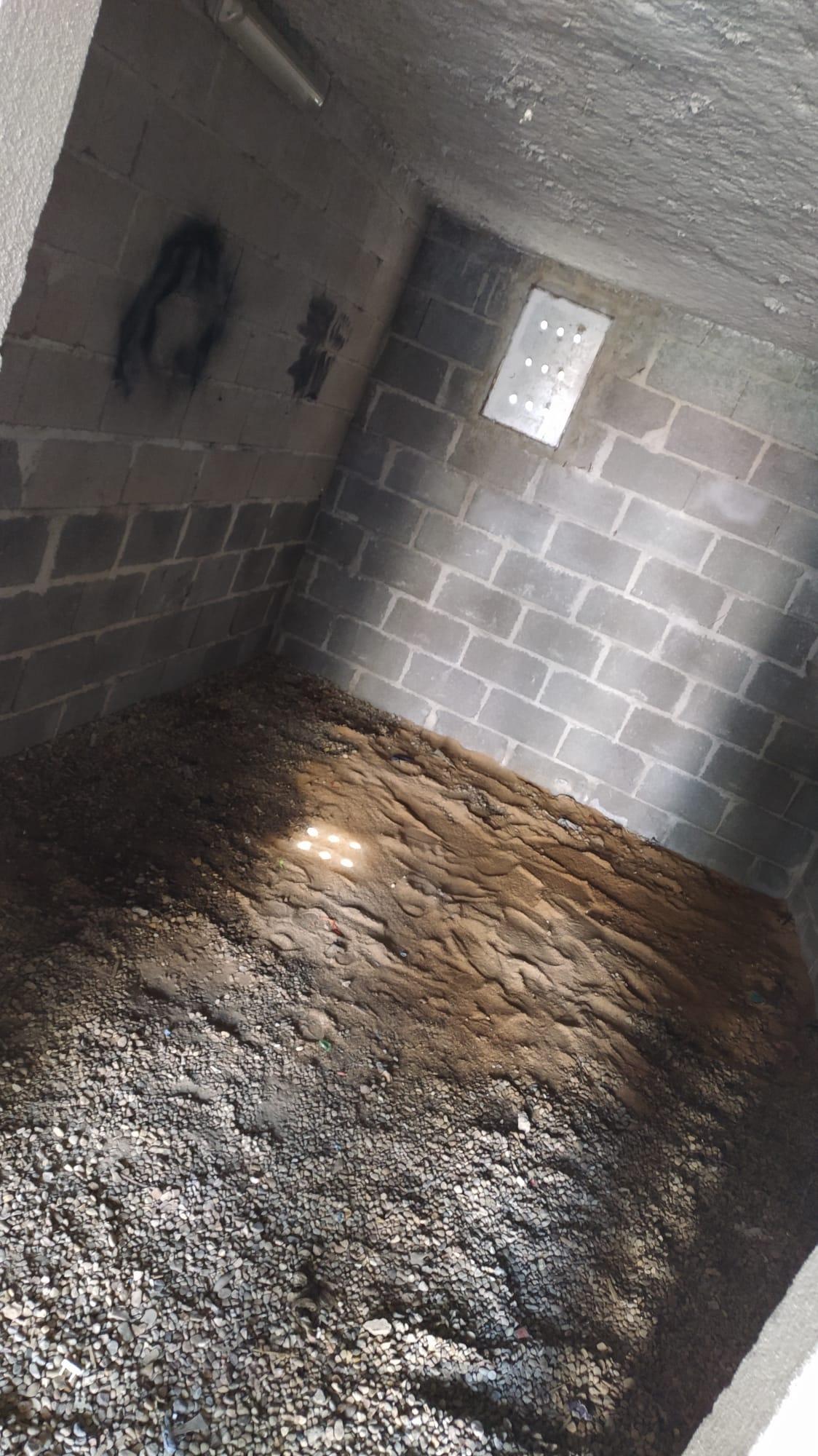 Garage fermé de 13m² + pièce de 10m²
