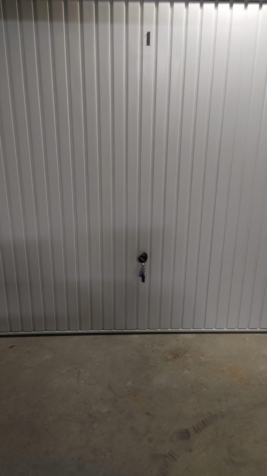 Garage sécurisé 12m²